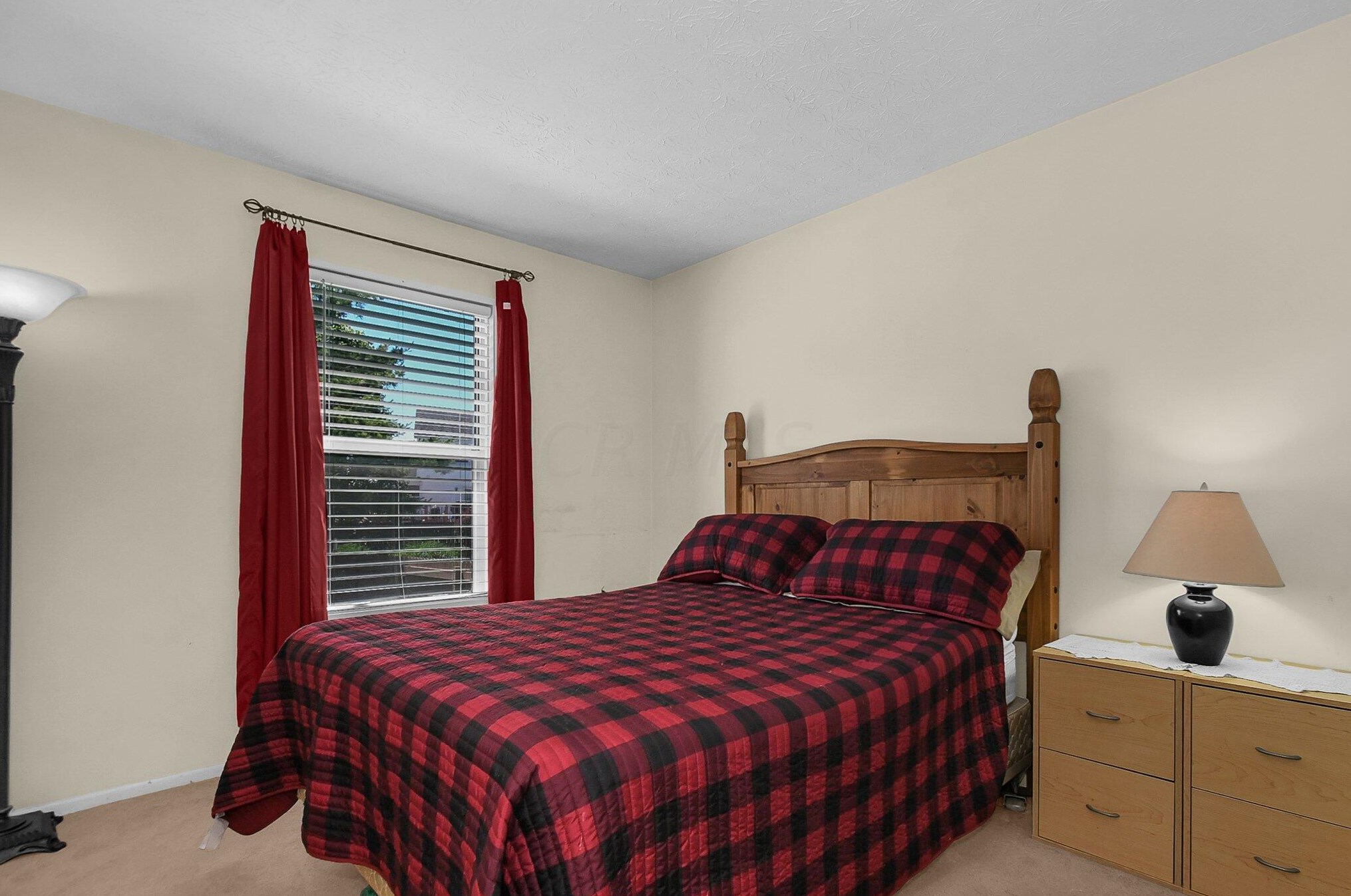 5574 Marita Ln, Columbus OH 43235-7120 exterior