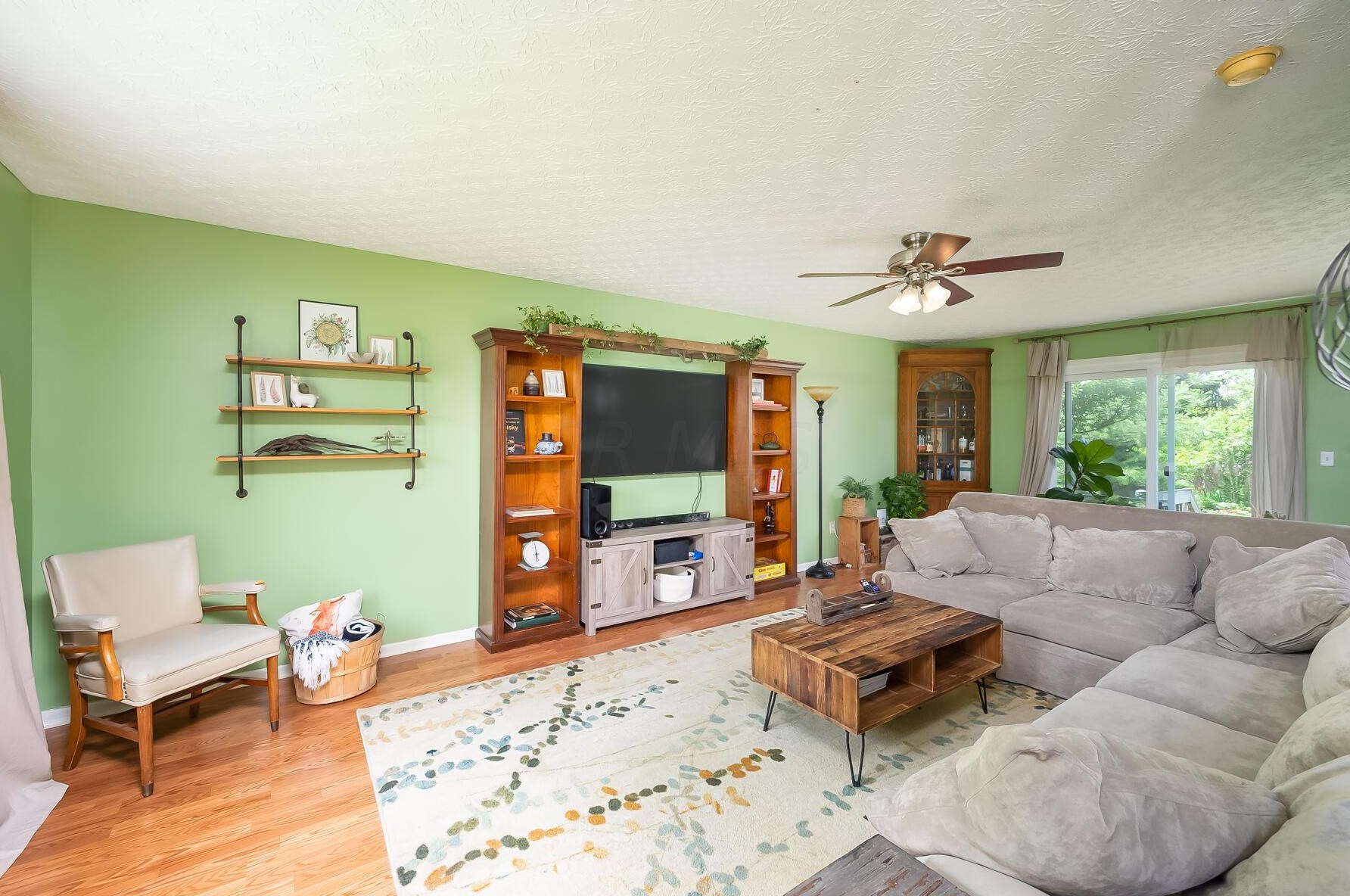 341 Western Dreamer Dr, Delaware, OH 43015
