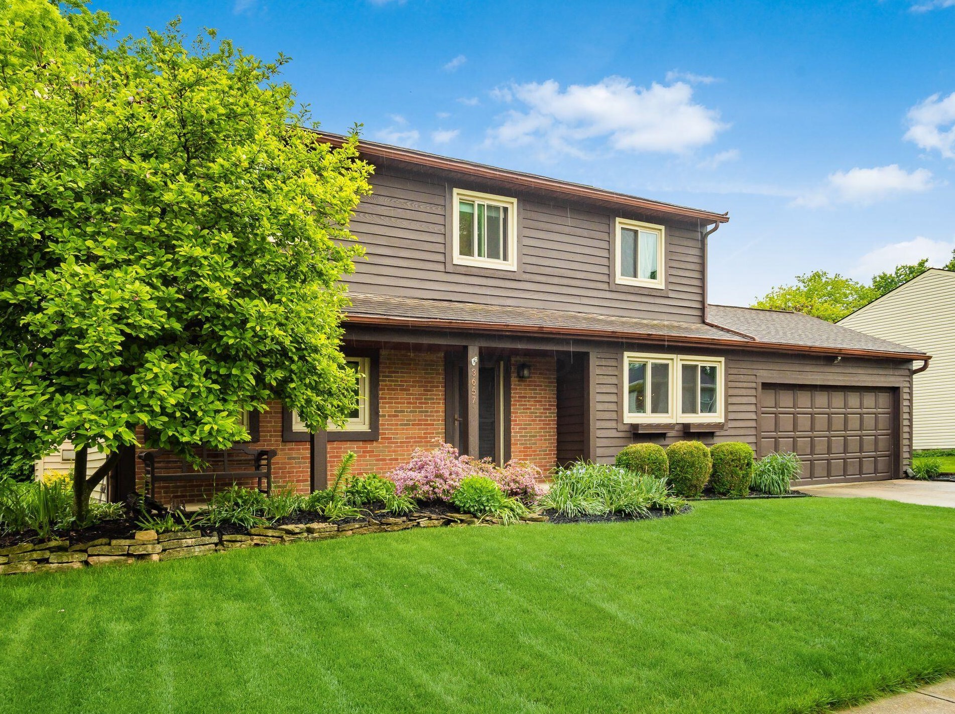 3657 Kilkenny Dr, Columbus, OH 43221-4444