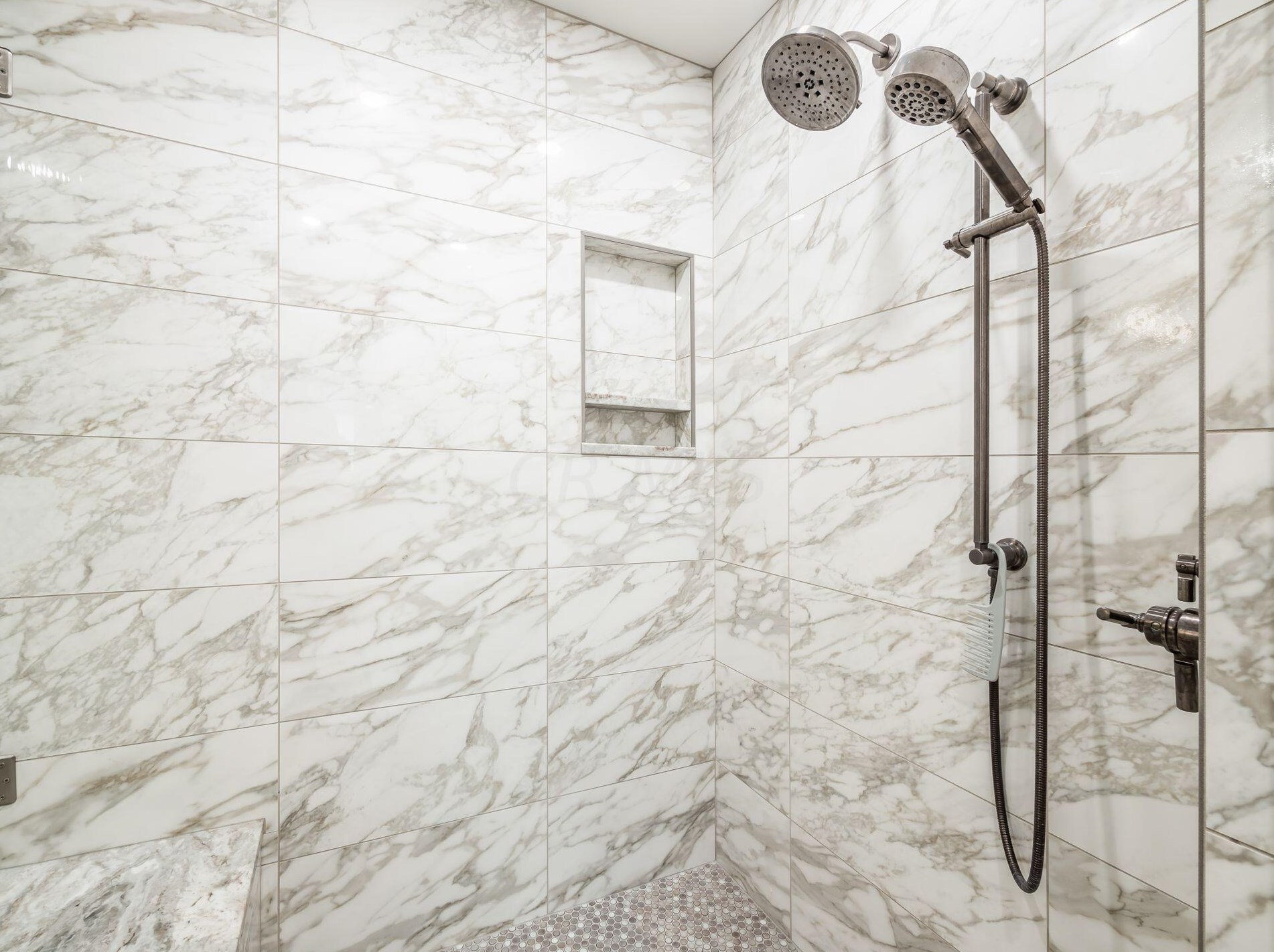 137 Columbia Ave, Columbus OH 43209-1414 exterior