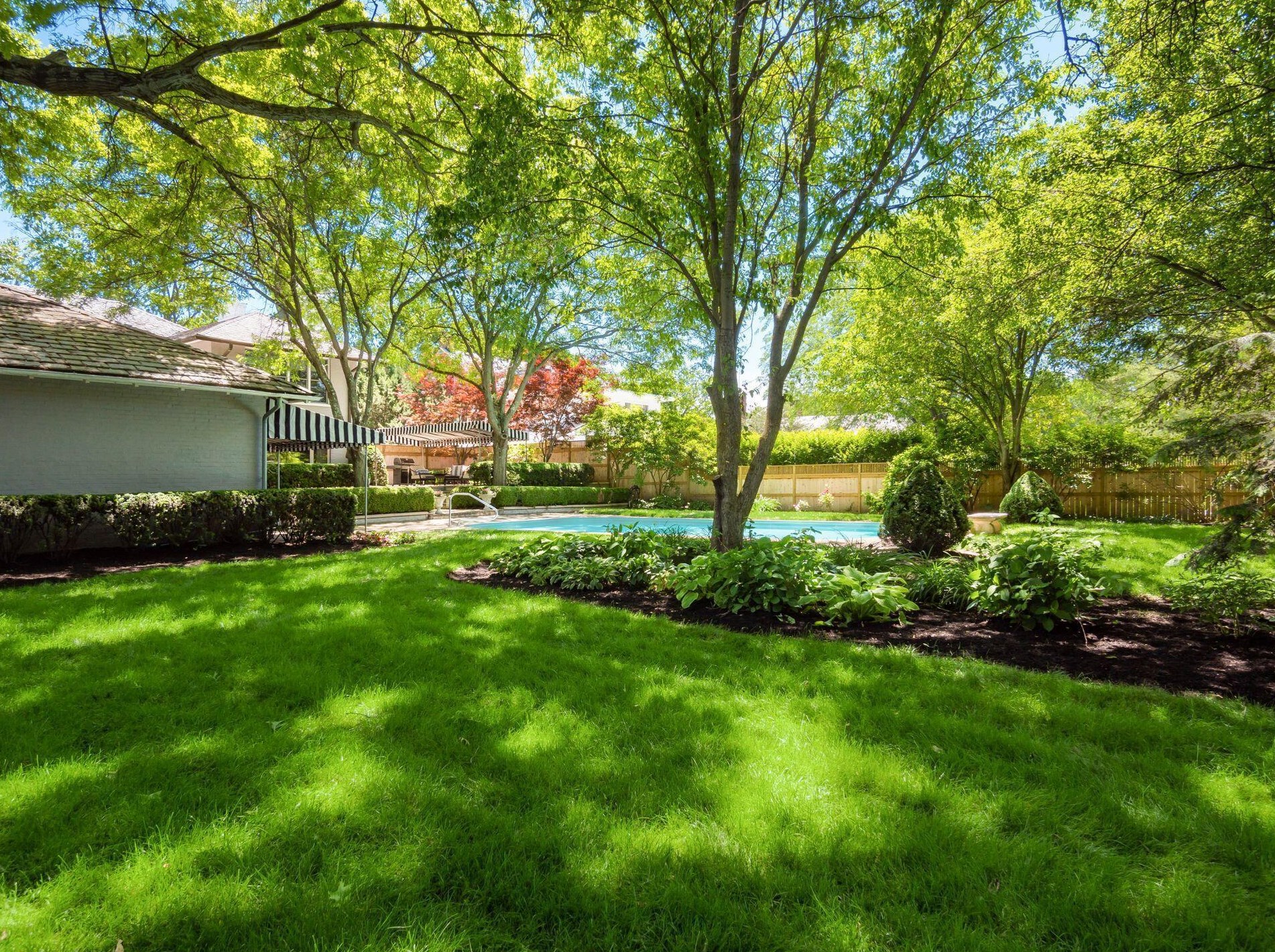 137 Columbia Ave, Columbus OH 43209-1414 exterior