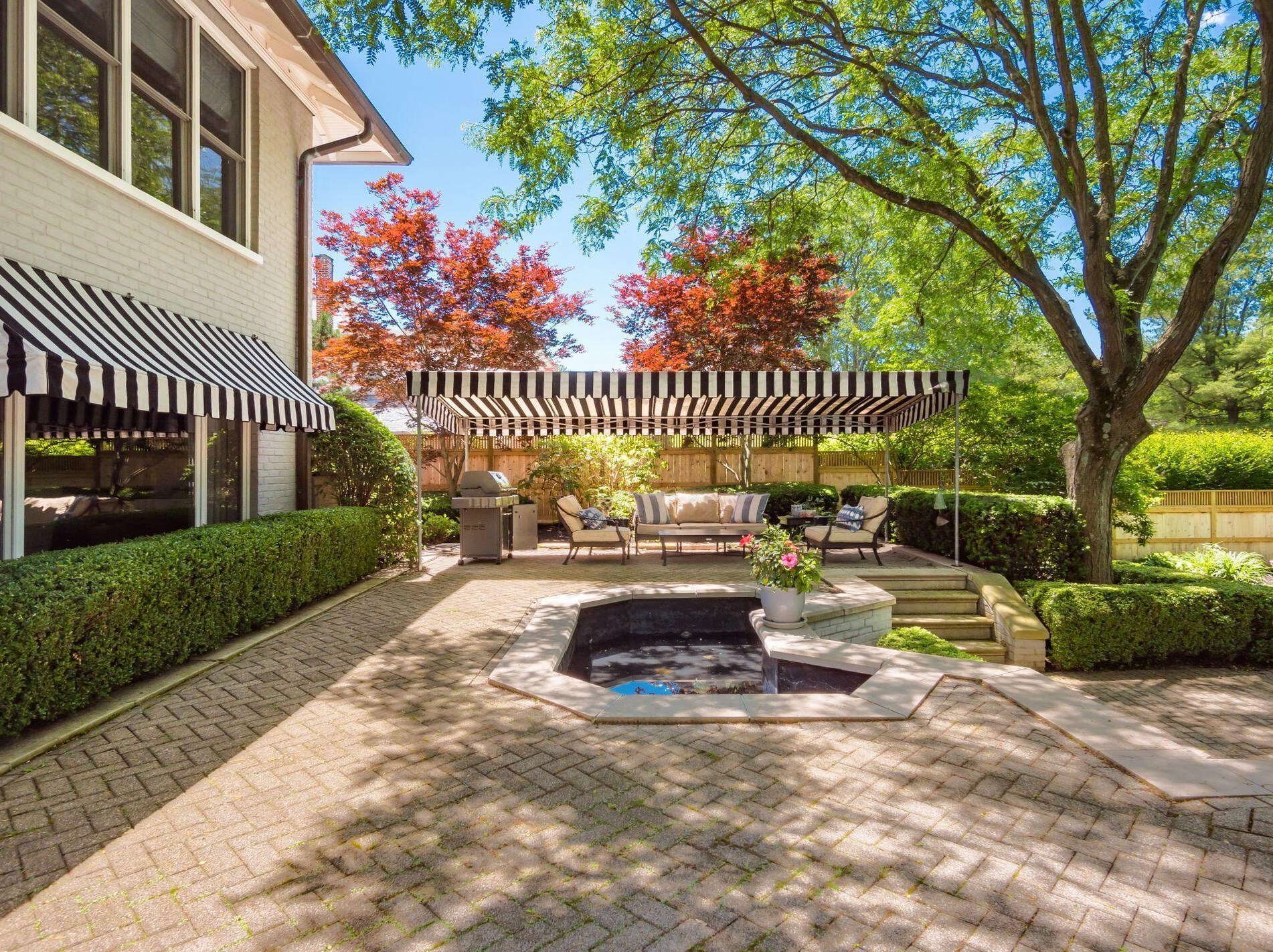 137 Columbia Ave, Columbus OH 43209-1414 exterior