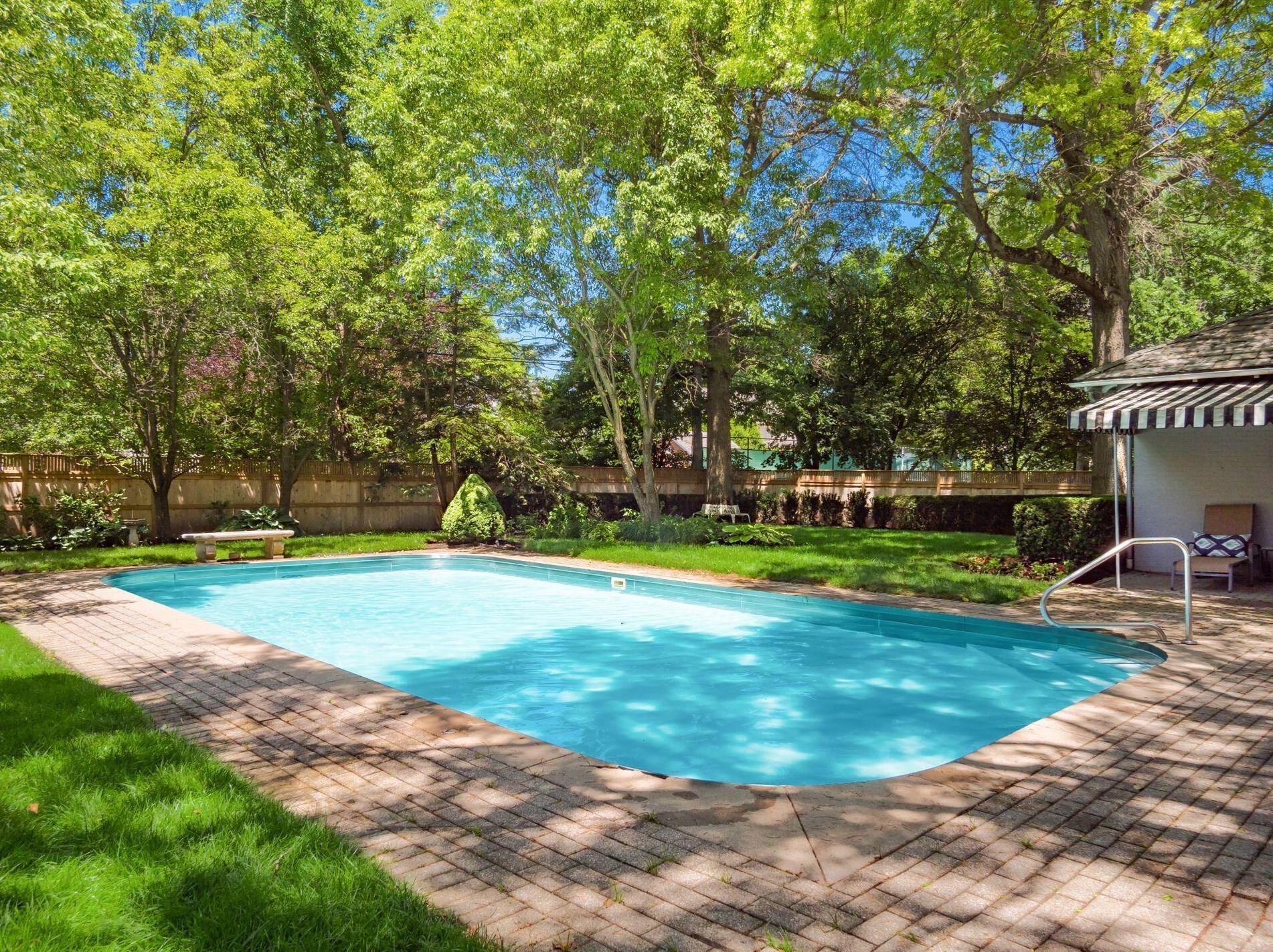 137 Columbia Ave, Columbus OH 43209-1414 exterior