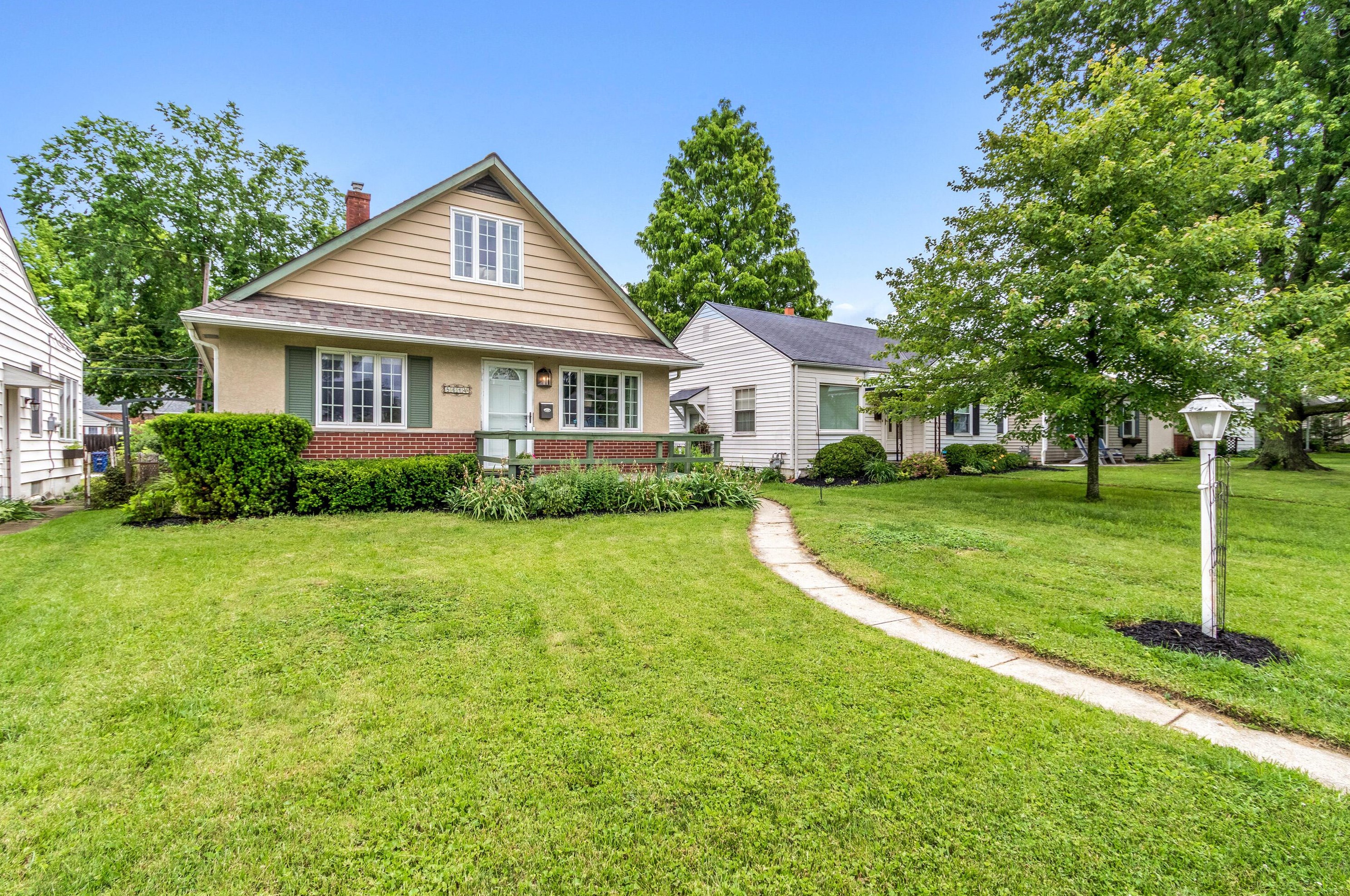 564 Beechwold Blvd, Columbus, OH 43214-1804