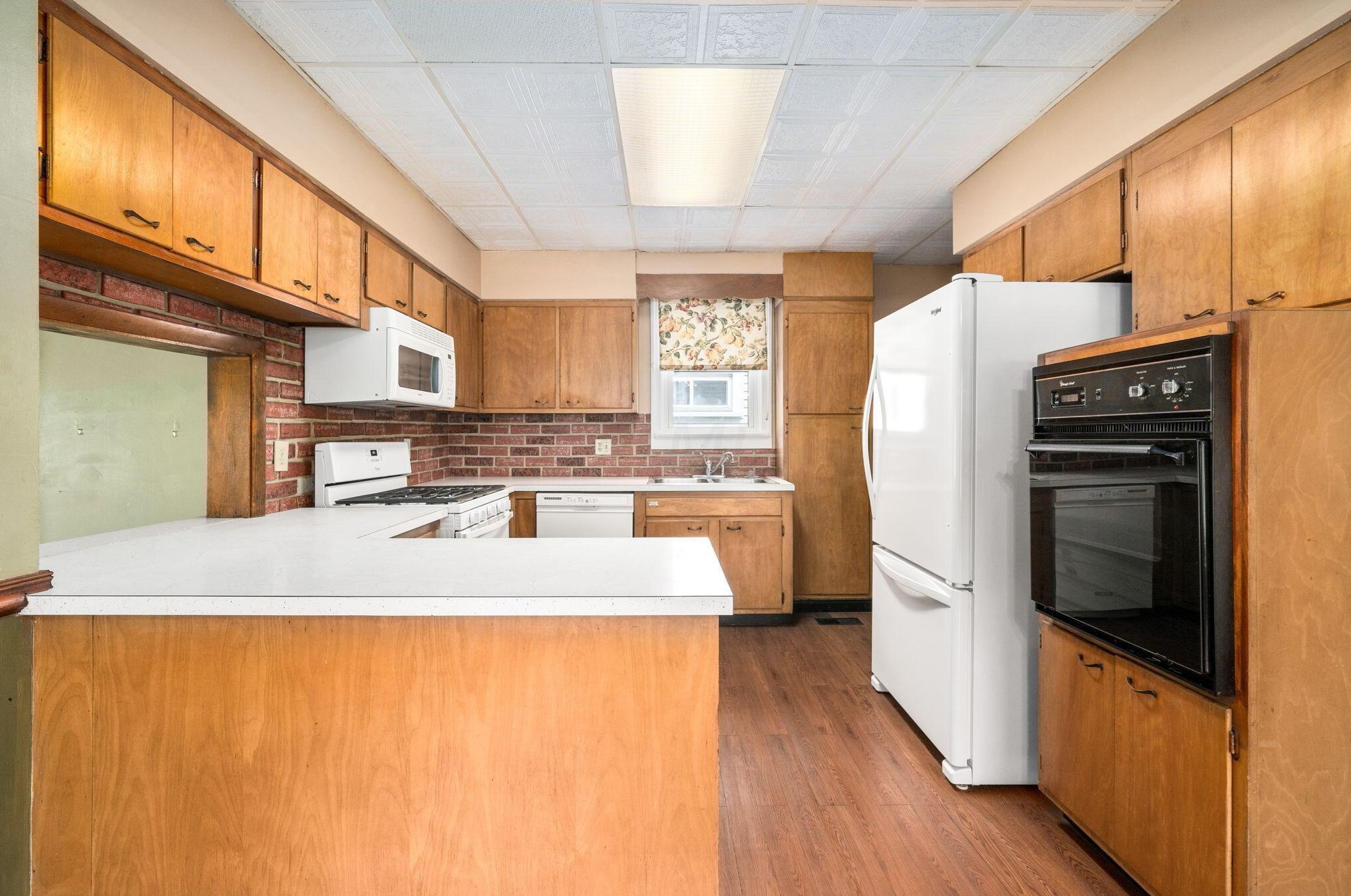 1330 Mulford Rd, Columbus OH 43212-3511 exterior