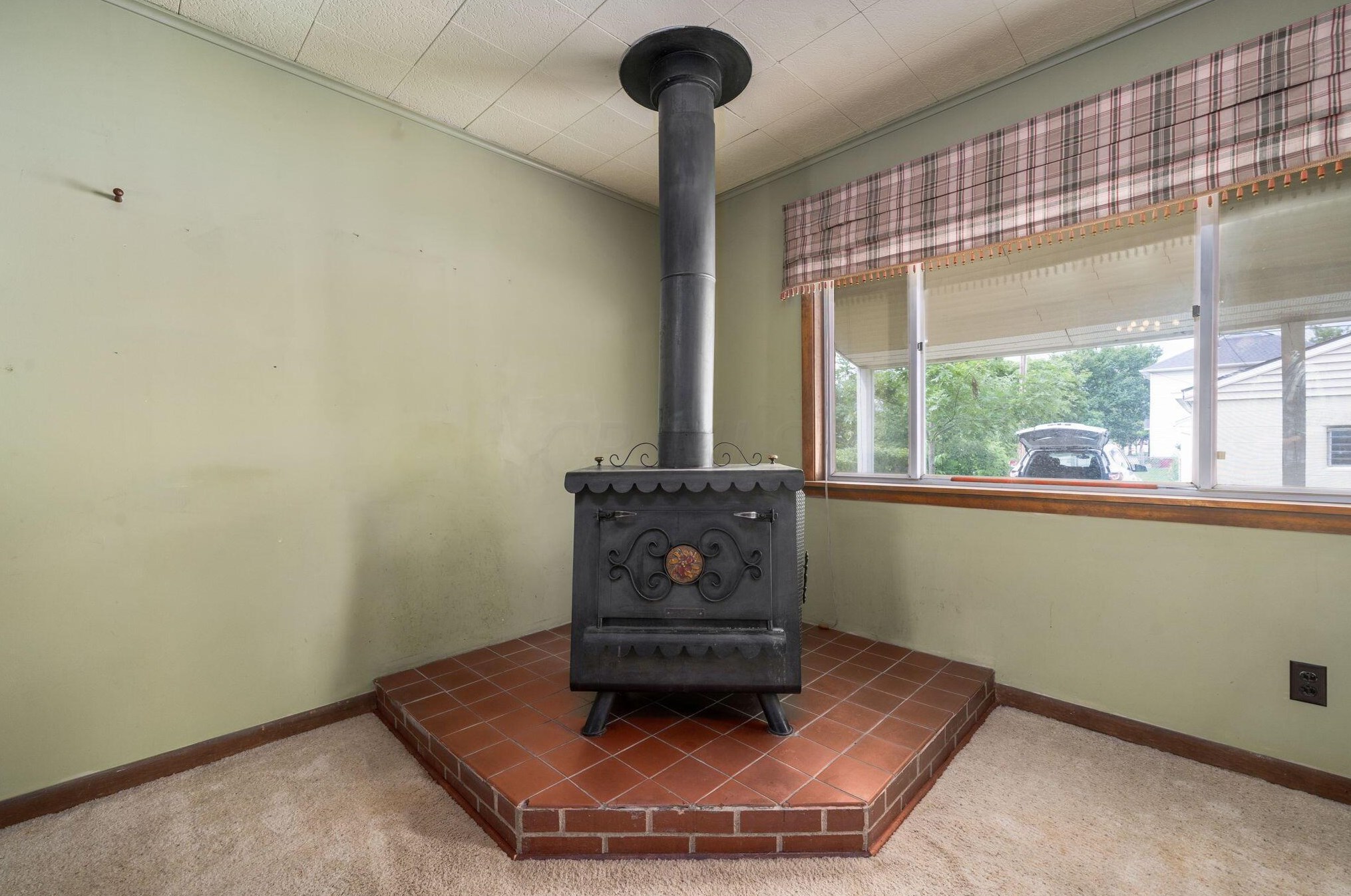 1330 Mulford Rd, Columbus OH 43212-3511 exterior