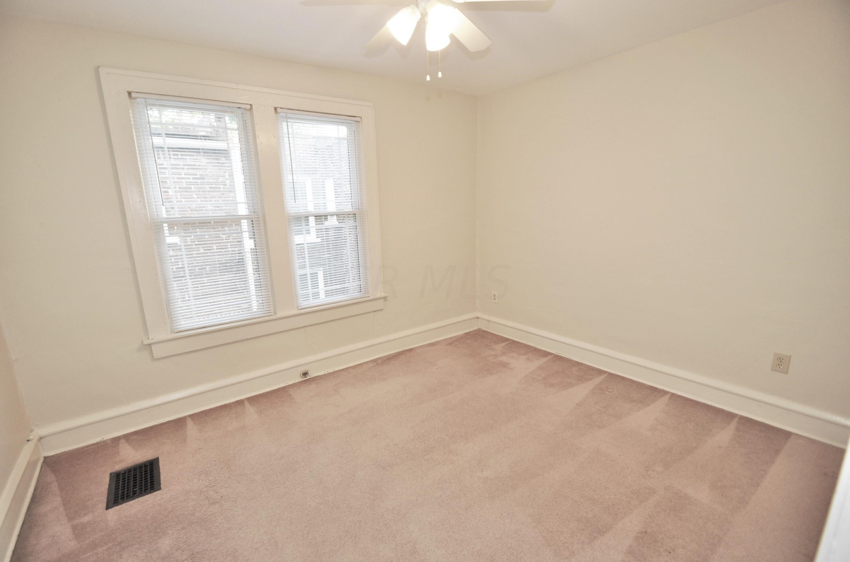 104 10th Ave, Columbus OH 43201-2007 exterior