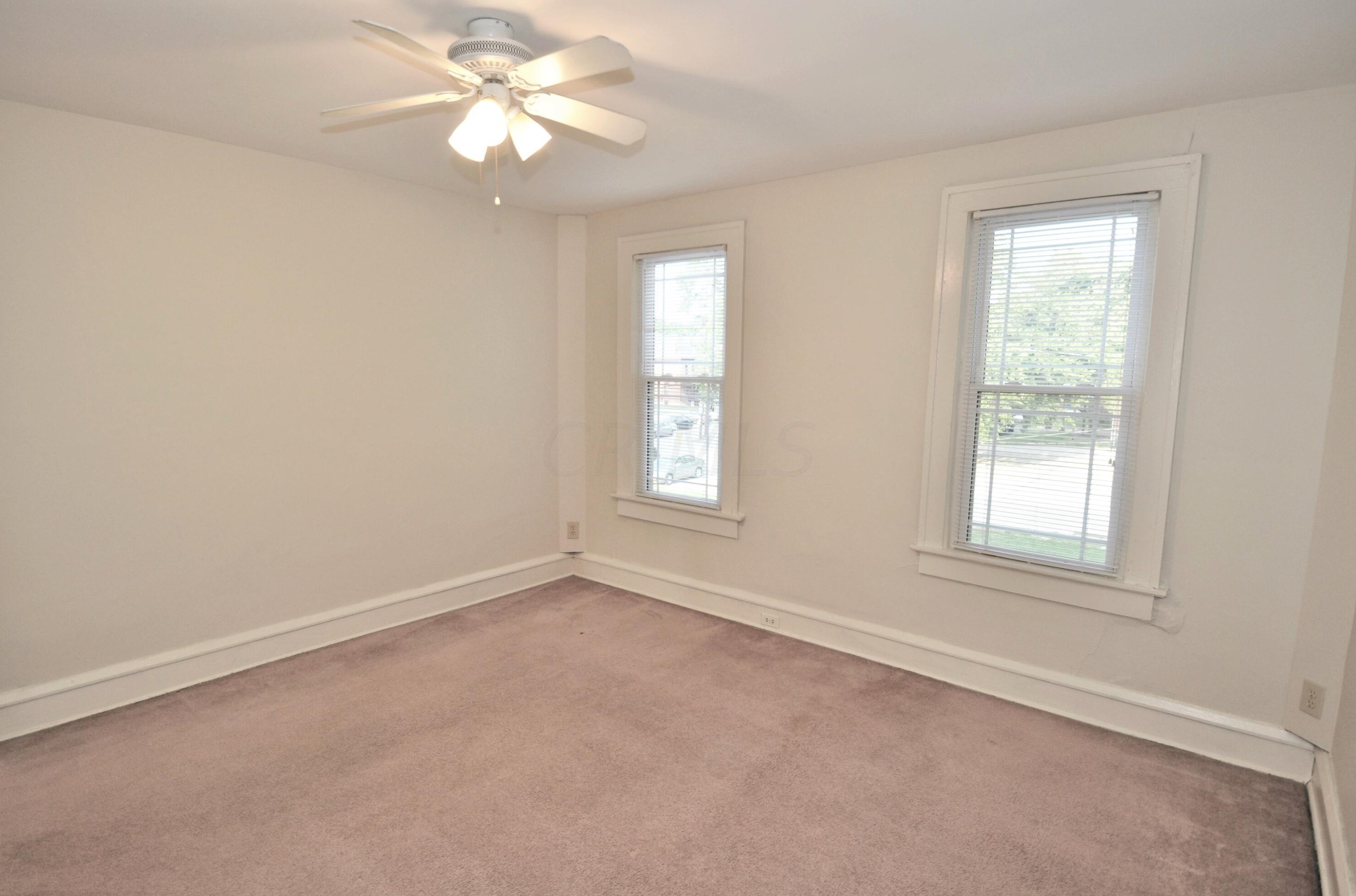 104 10th Ave, Columbus OH 43201-2007 exterior