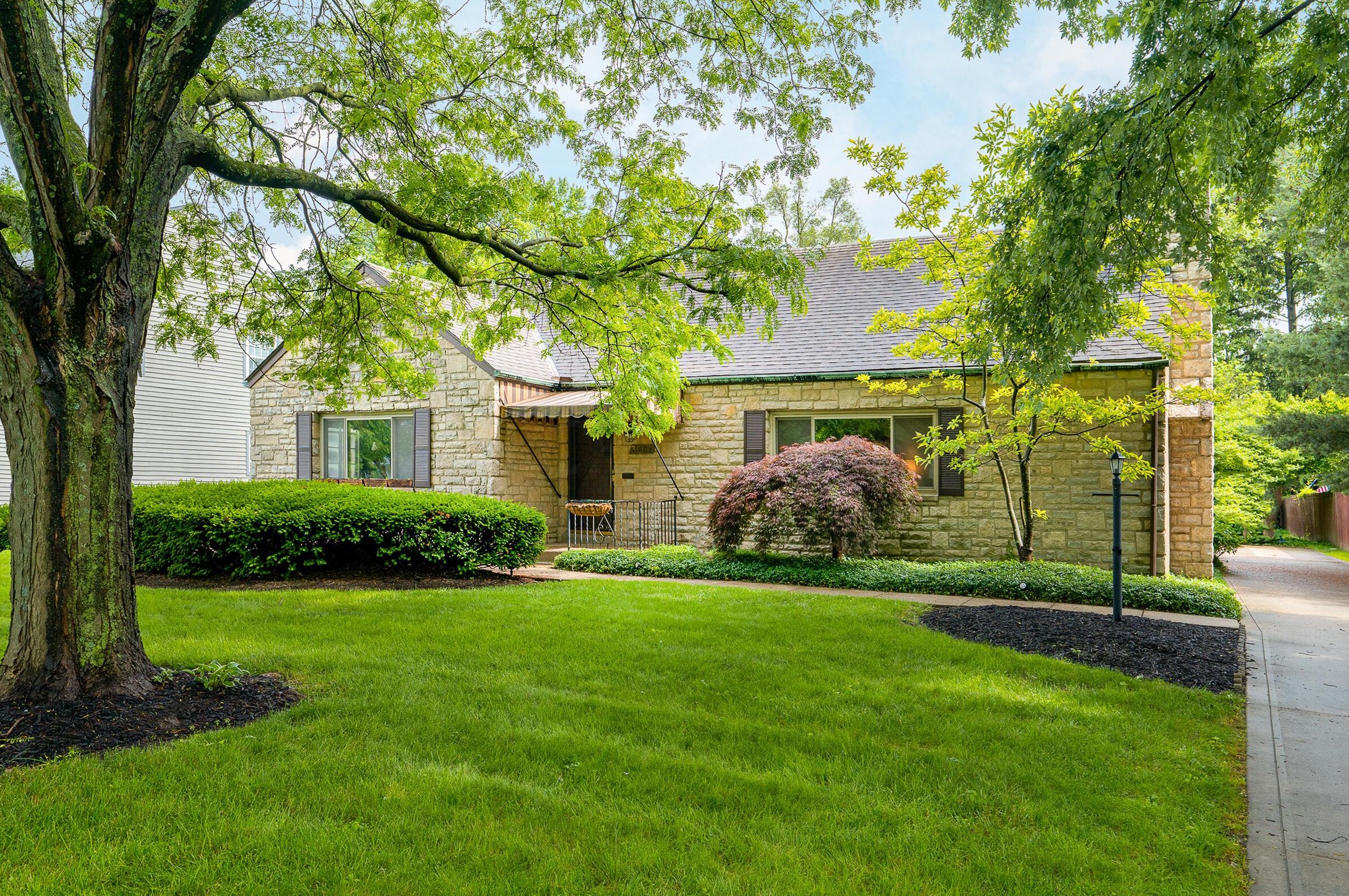 3001 Dale Ave, Columbus, OH 43209-2007