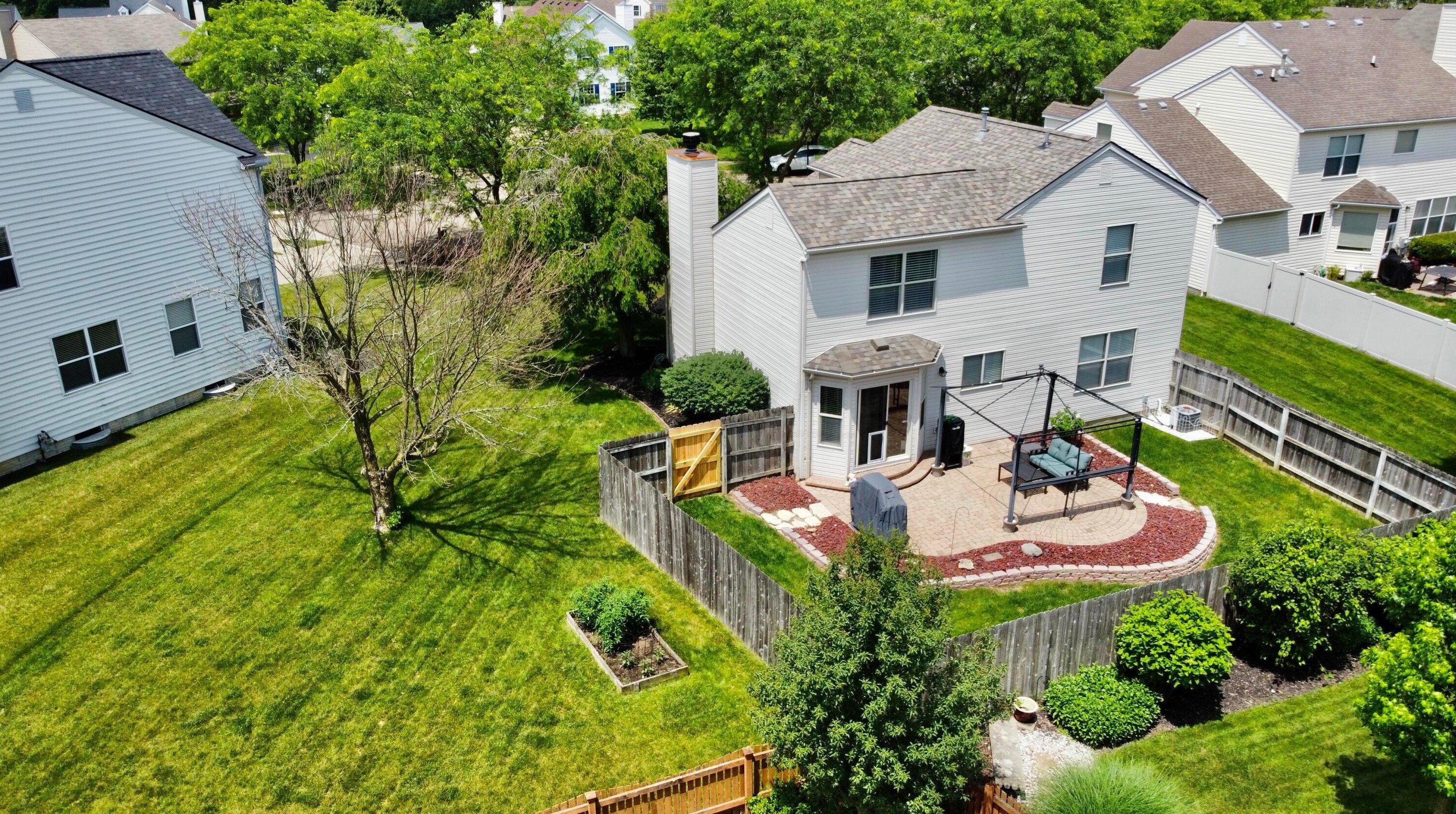 311 Glenmoore Ct, Pataskala, OH 43062