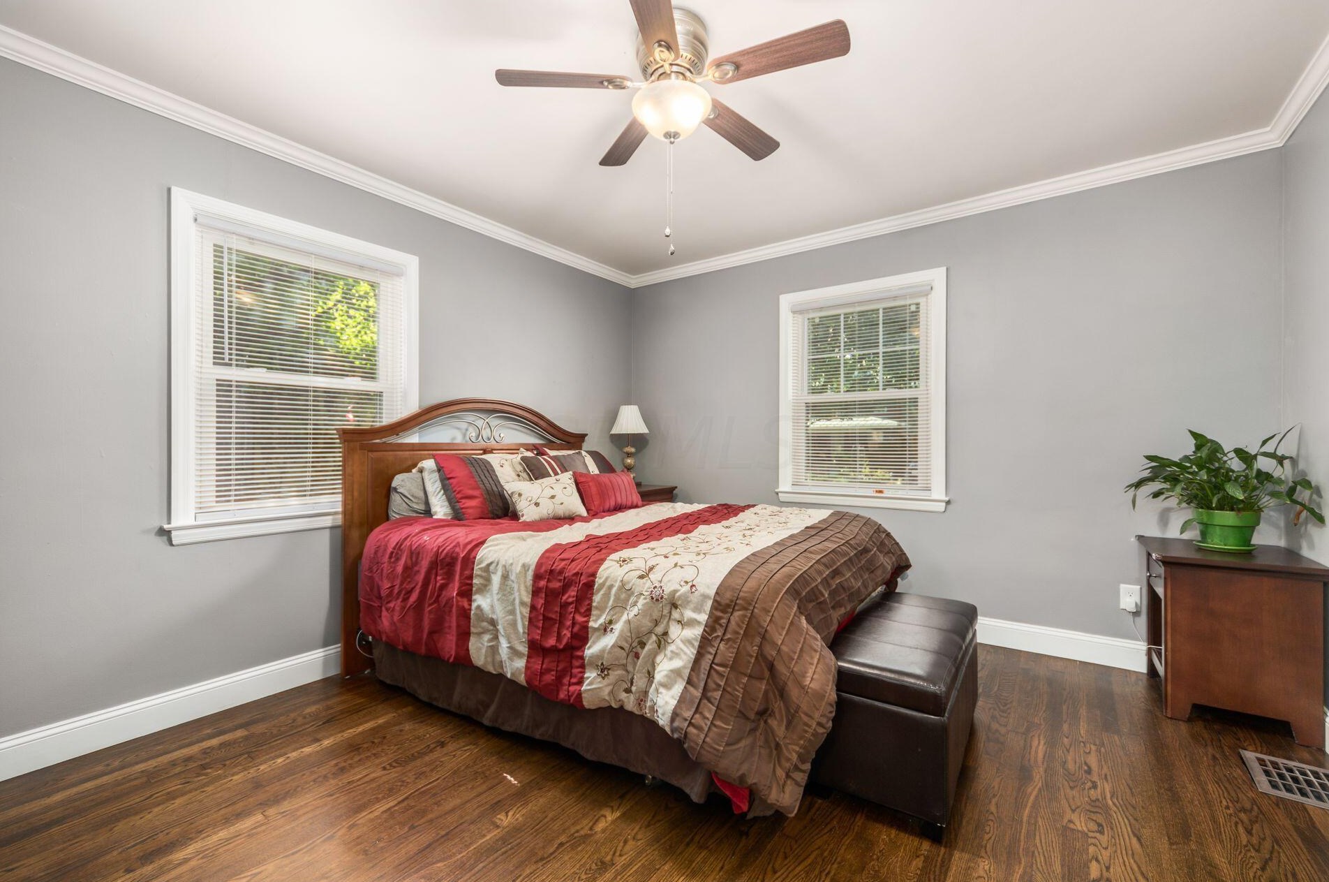 128 Blenheim Rd, Columbus OH 43214-3265 exterior