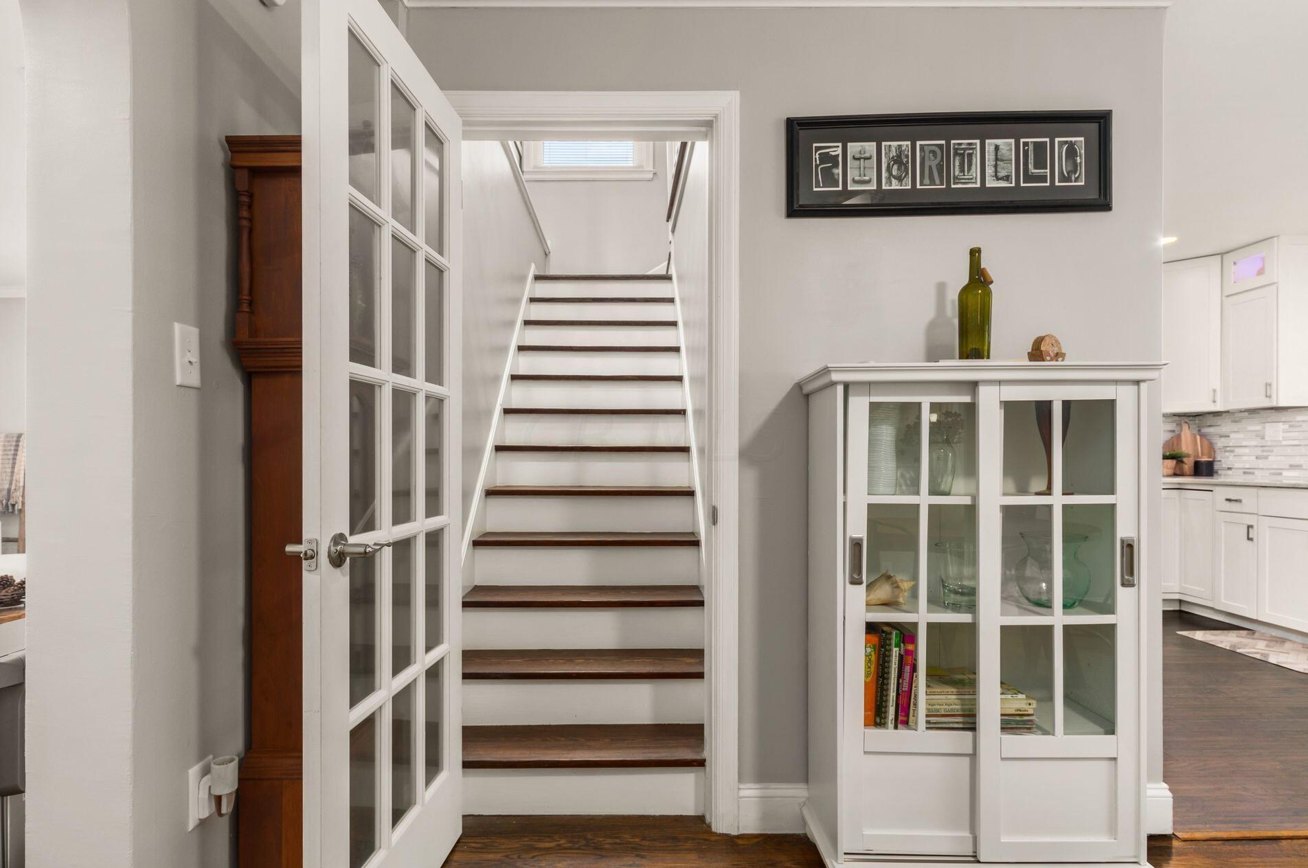 128 Blenheim Rd, Columbus OH 43214-3265 exterior