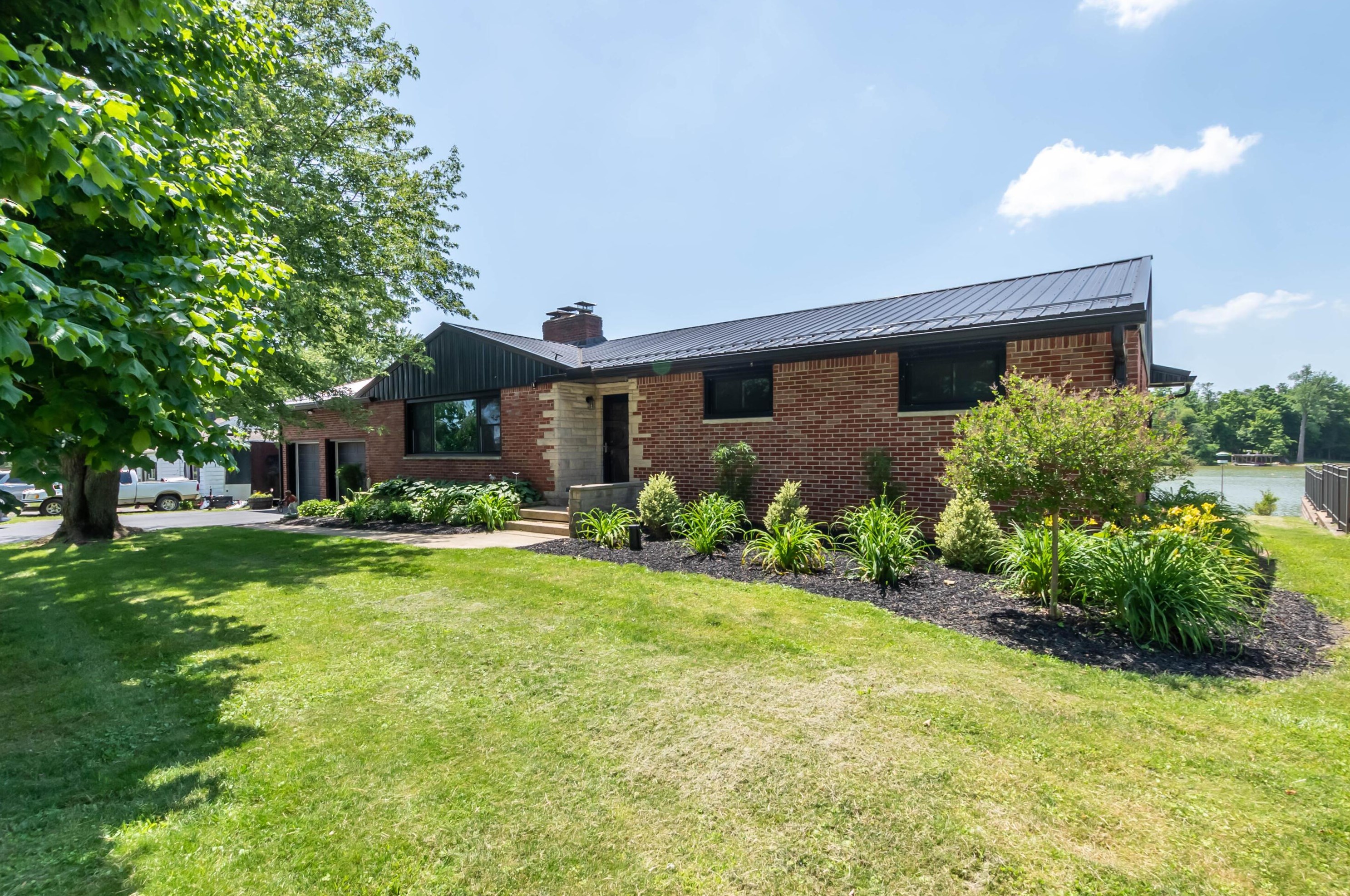 923 Sylvan Shores Dr, South Vienna, OH 45369
