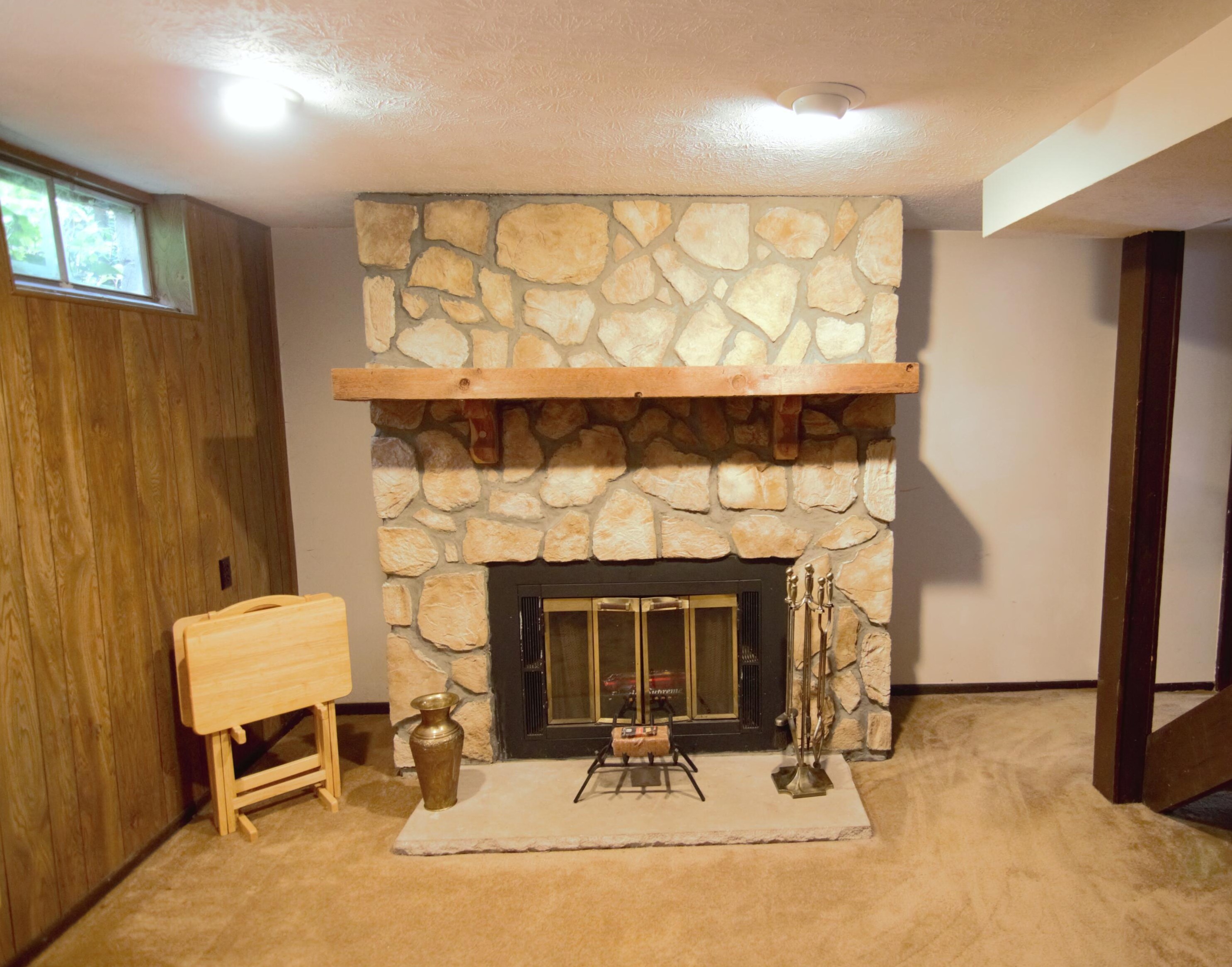 2287 Laurelwood Dr, Columbus OH 43229-9602 exterior