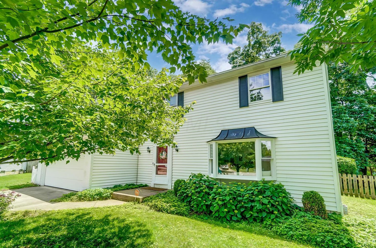 6249 Pambrook Ct, Columbus, OH 43213-3417