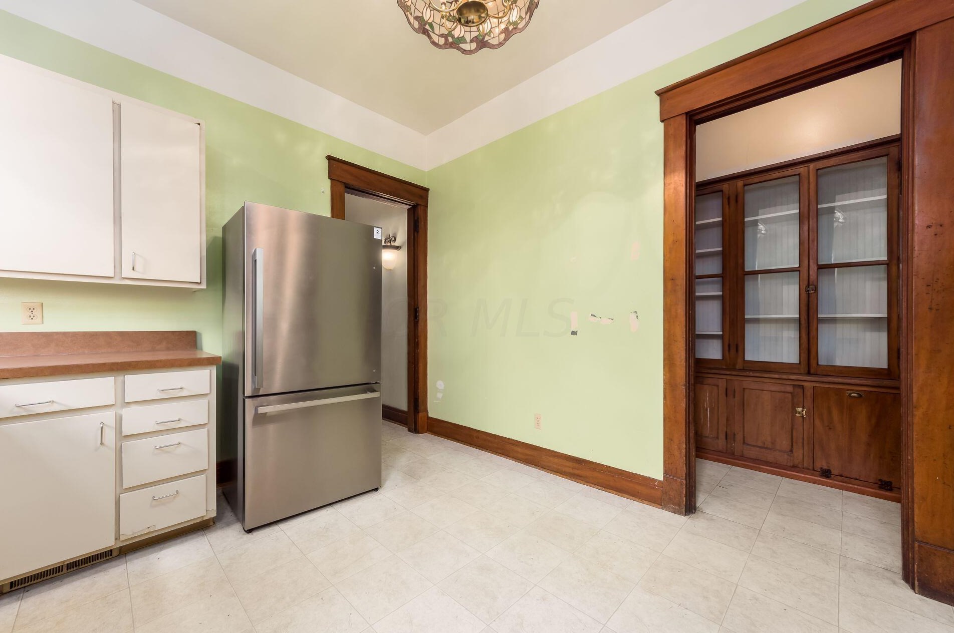 243 Hamilton Ave, Columbus OH 43203-2208 exterior