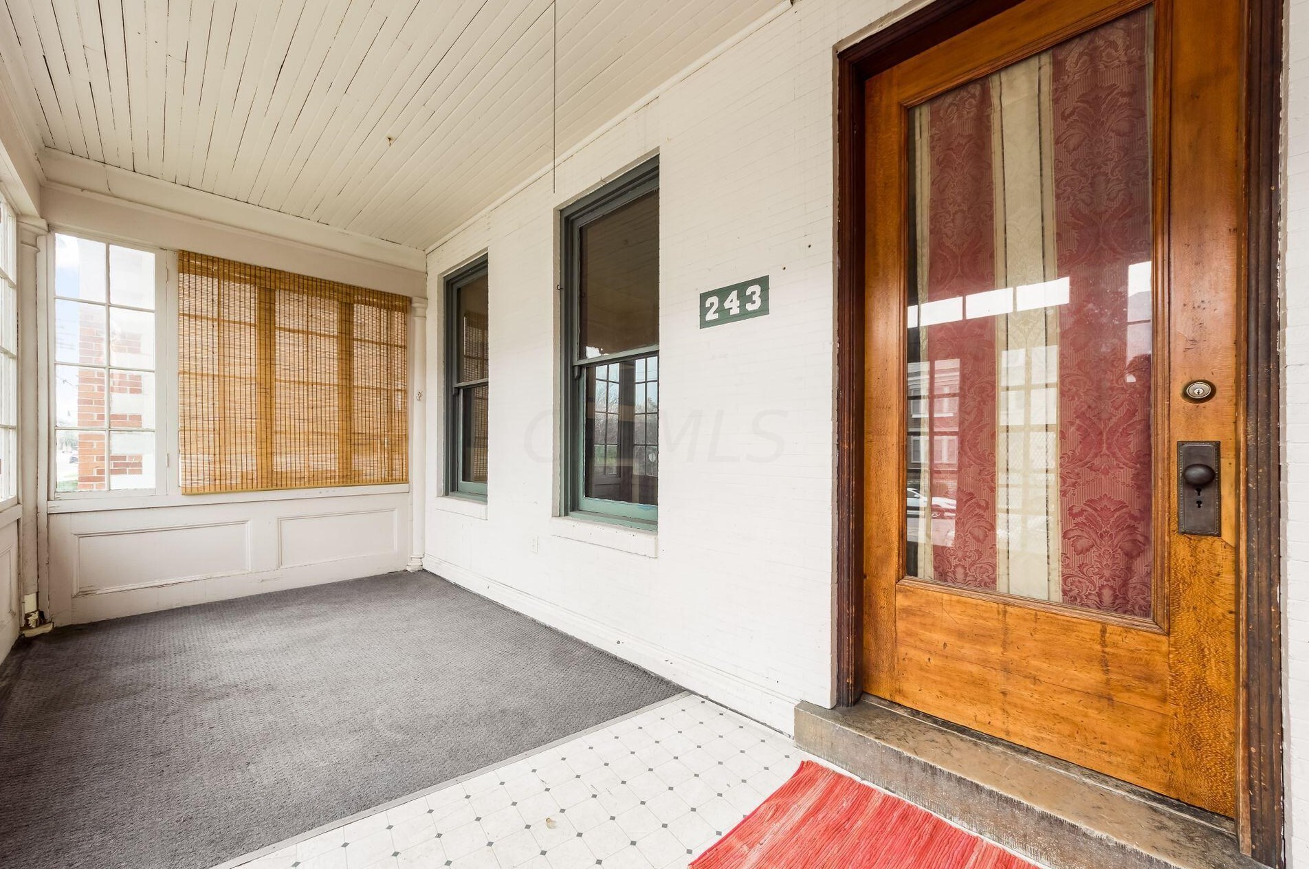 243 Hamilton Ave, Columbus OH 43203-2208 exterior