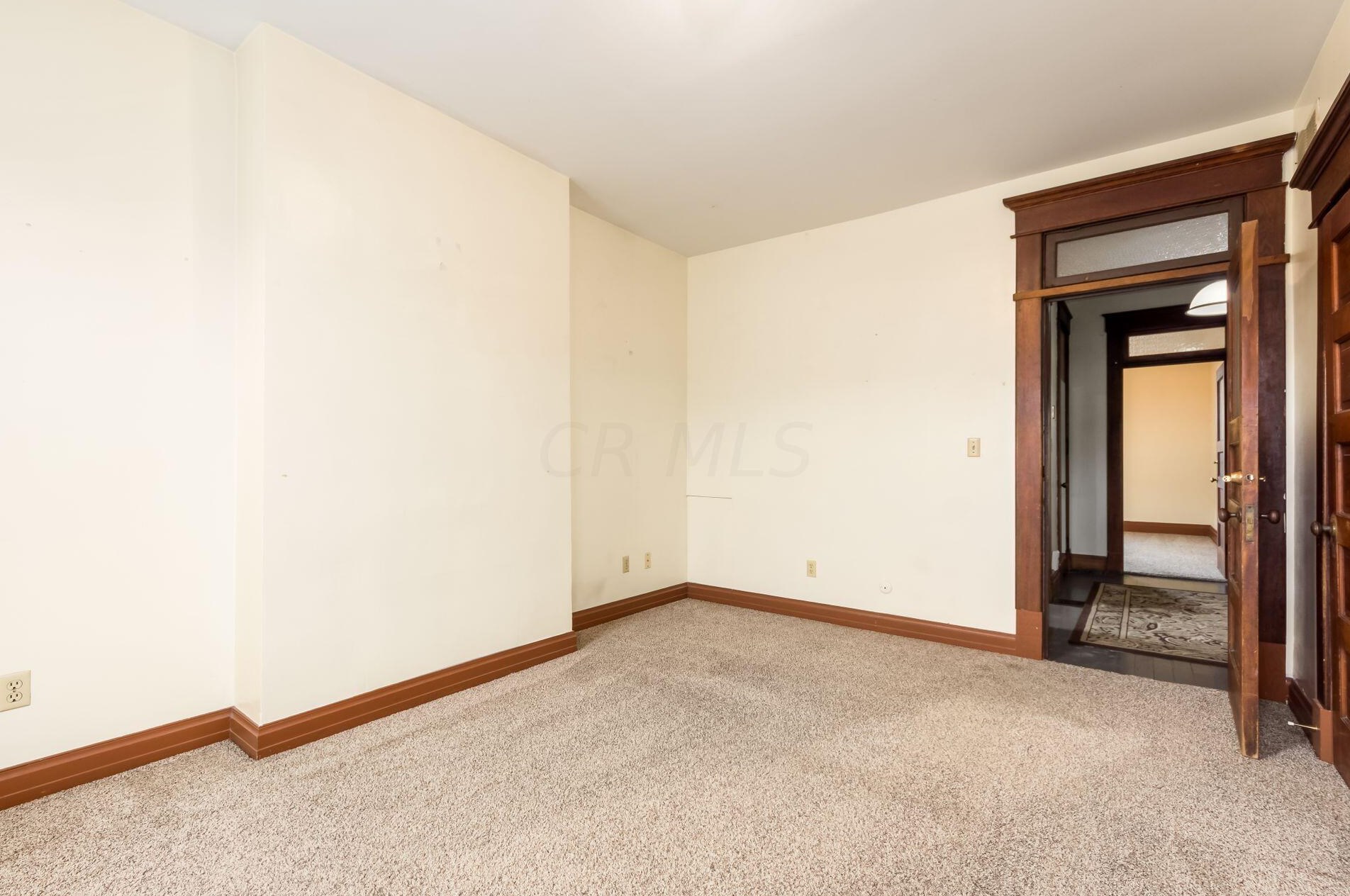 243 Hamilton Ave, Columbus OH 43203-2208 exterior