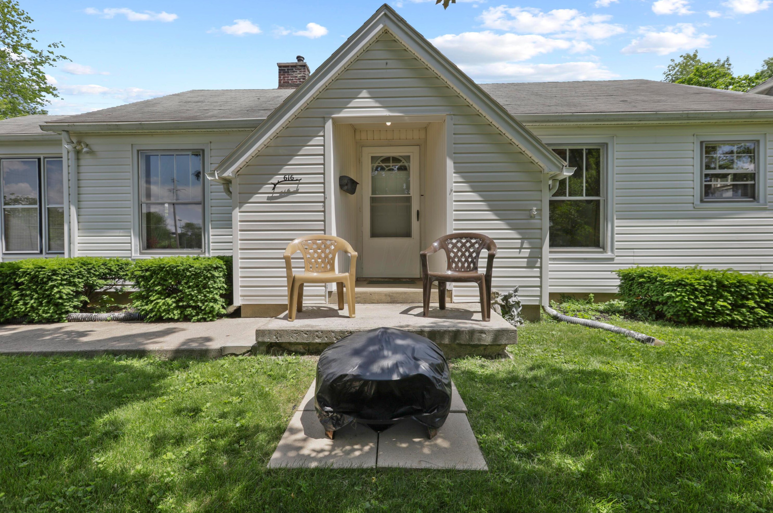 616 N Park St, Bellefontaine, OH 43311