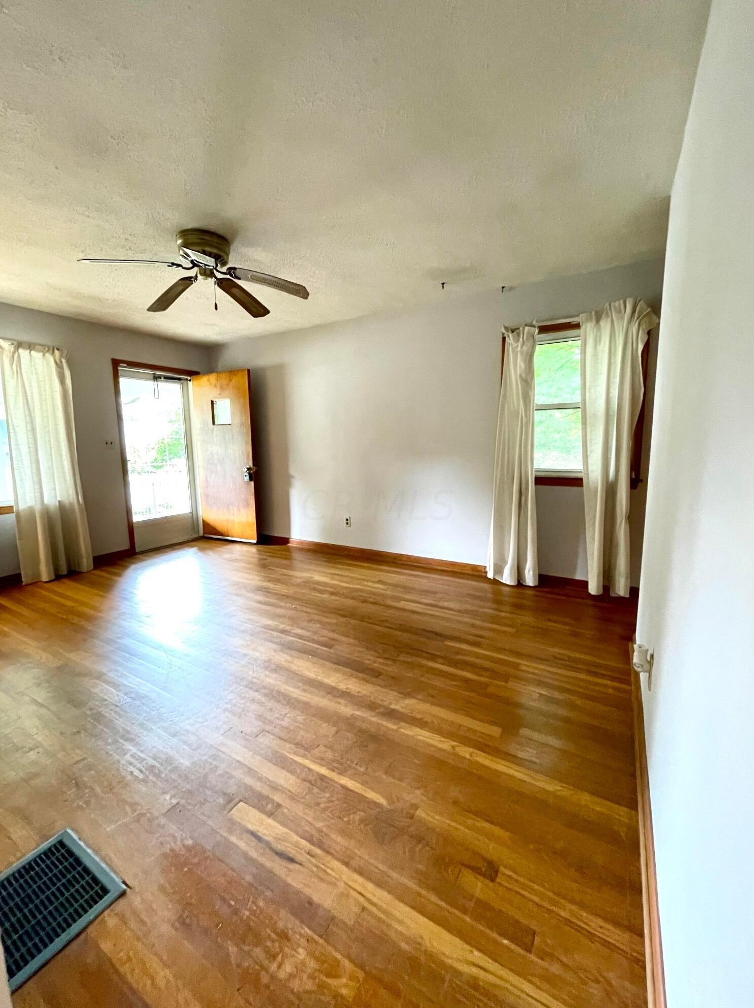 114 Chase Rd, Columbus OH 43214-1168 exterior