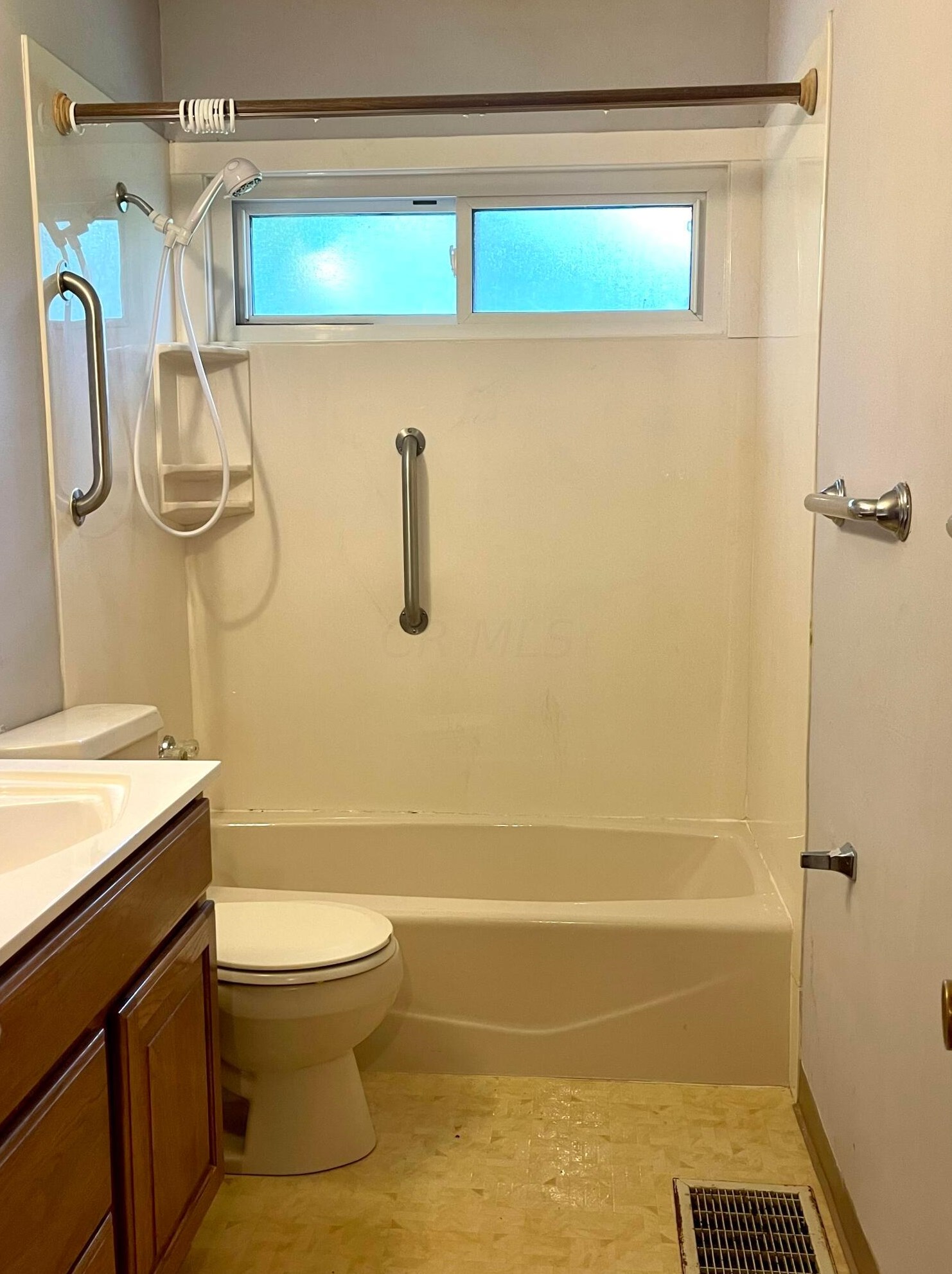 114 Chase Rd, Columbus OH 43214-1168 exterior