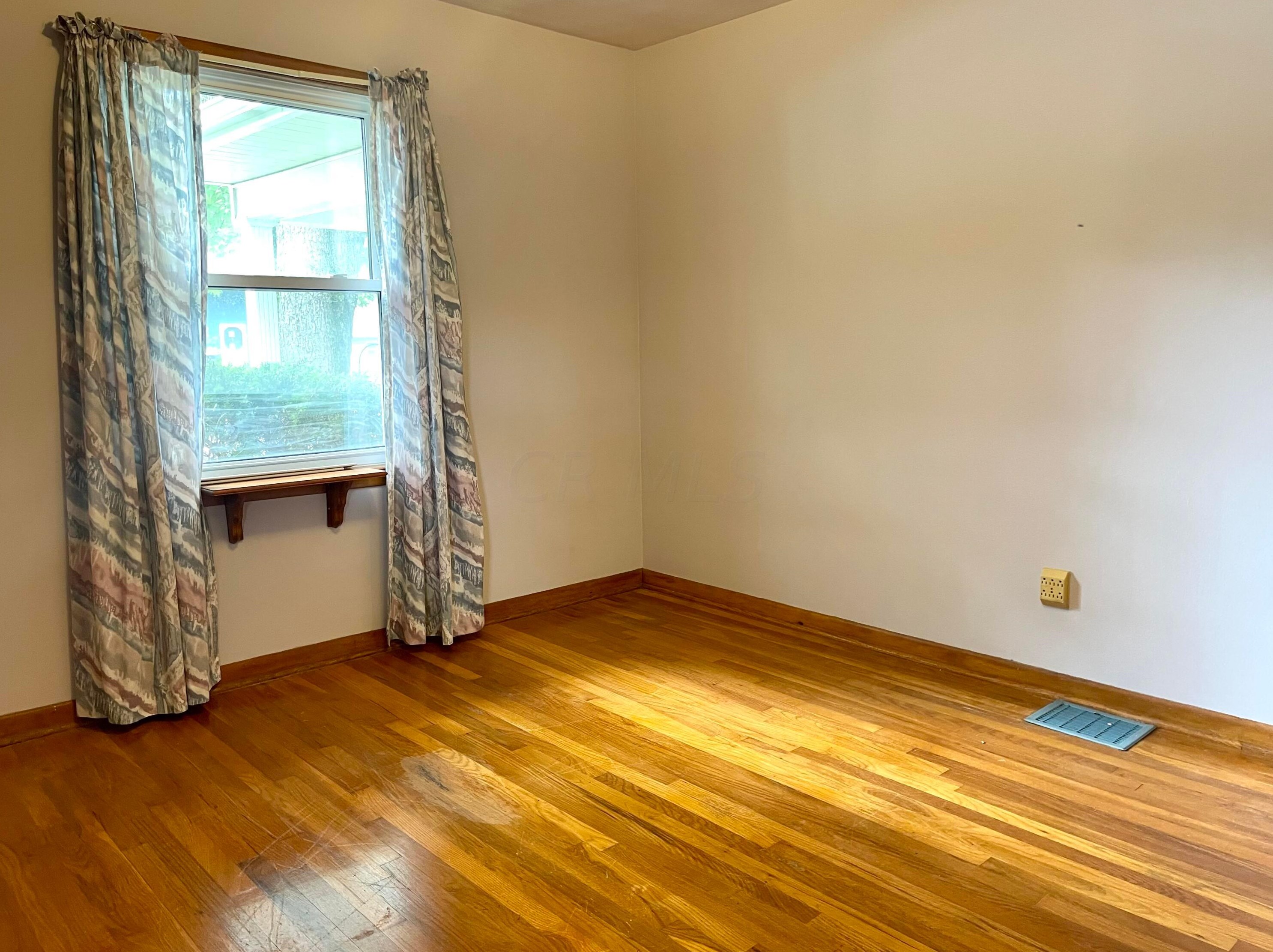 114 Chase Rd, Columbus OH 43214-1168 exterior