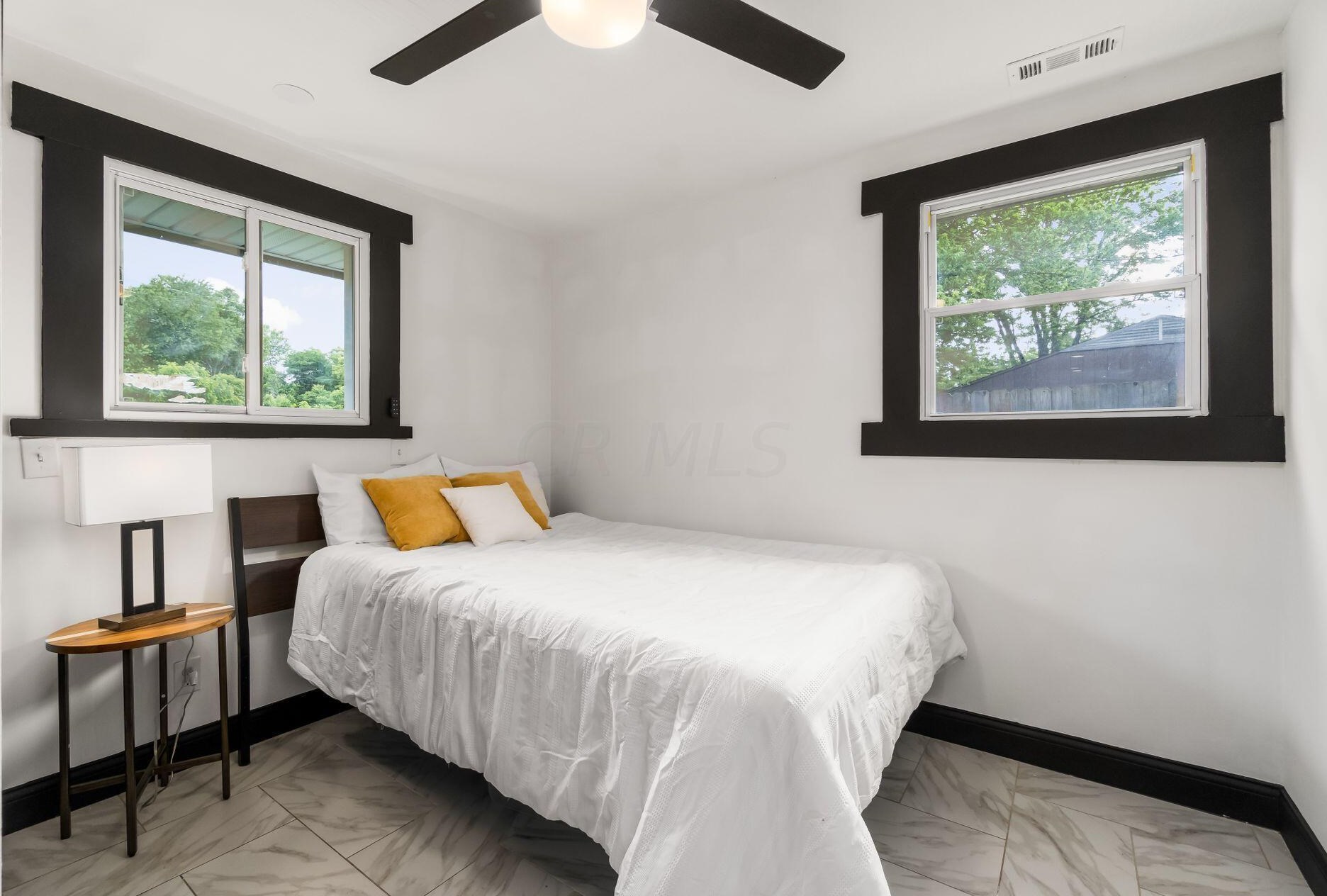 1107 Olney Dr, Columbus OH 43227-1521 exterior