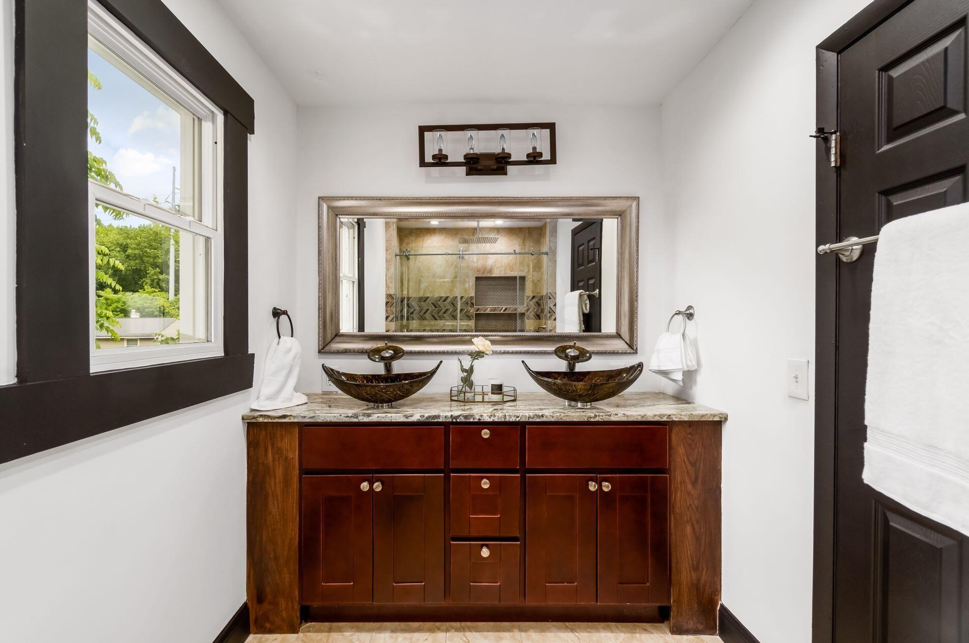 1107 Olney Dr, Columbus OH 43227-1521 exterior