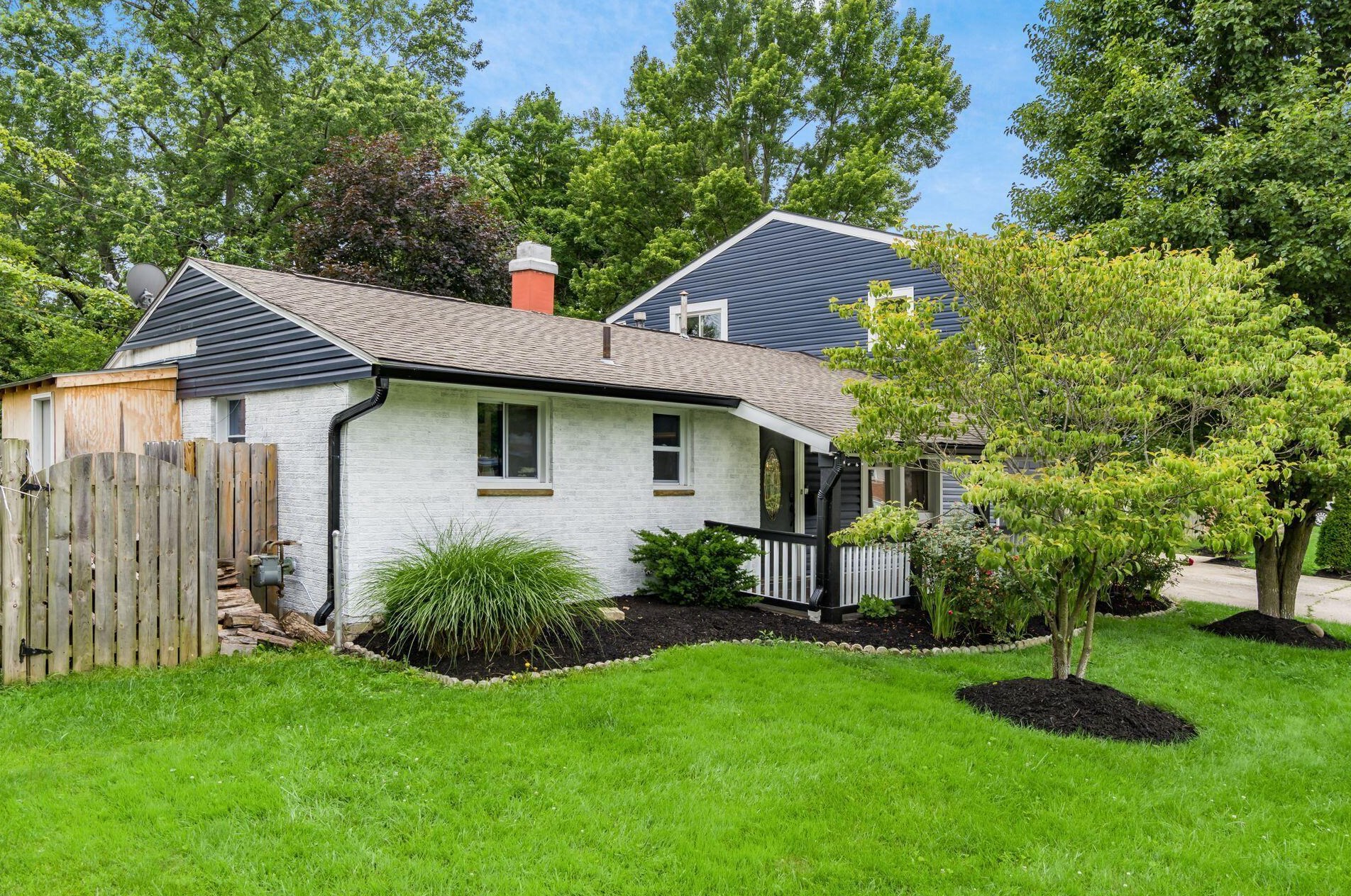 1107 Olney Dr, Columbus OH 43227-1521 exterior