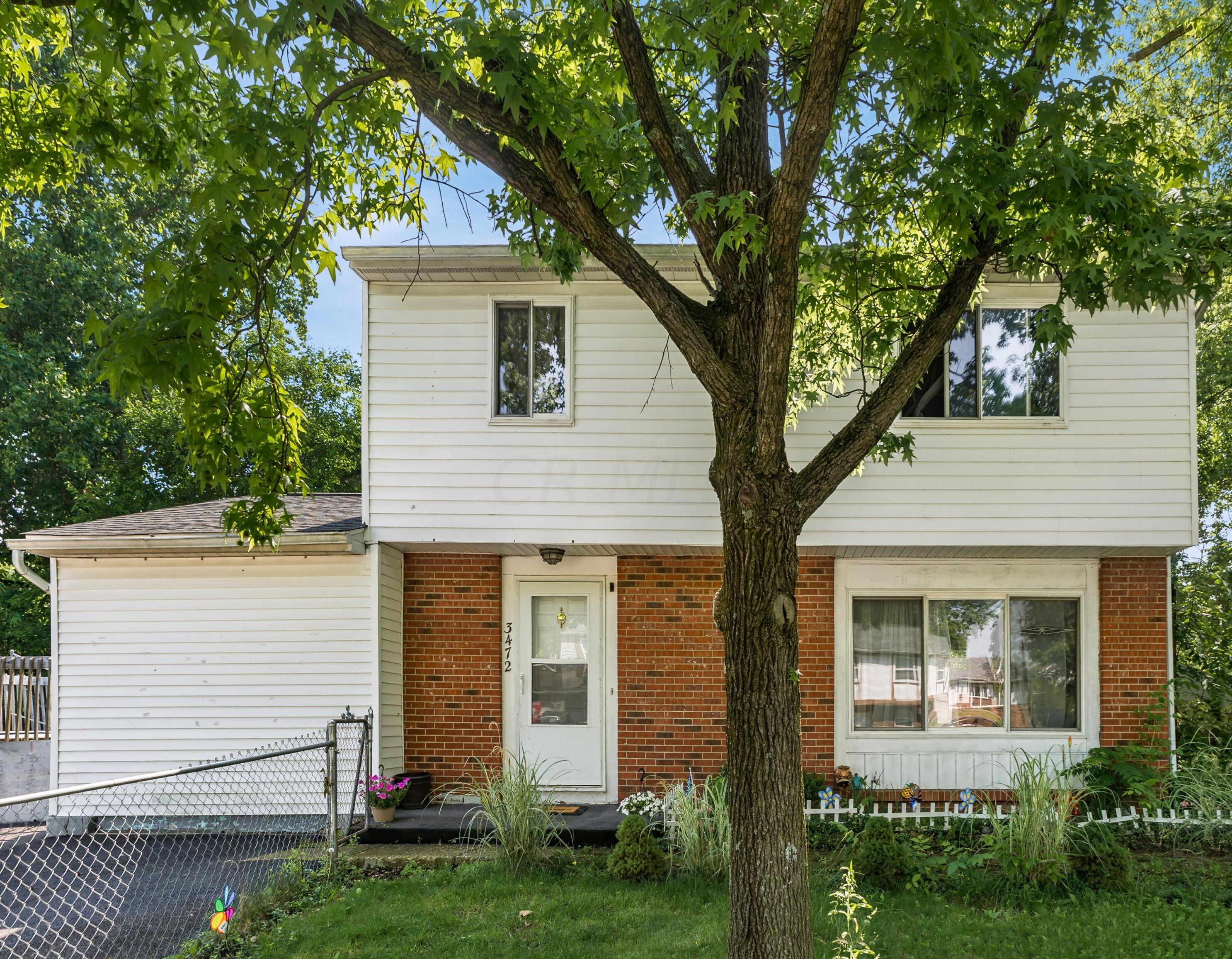 3472 Green Meadows St, Columbus OH  43207-3541 exterior