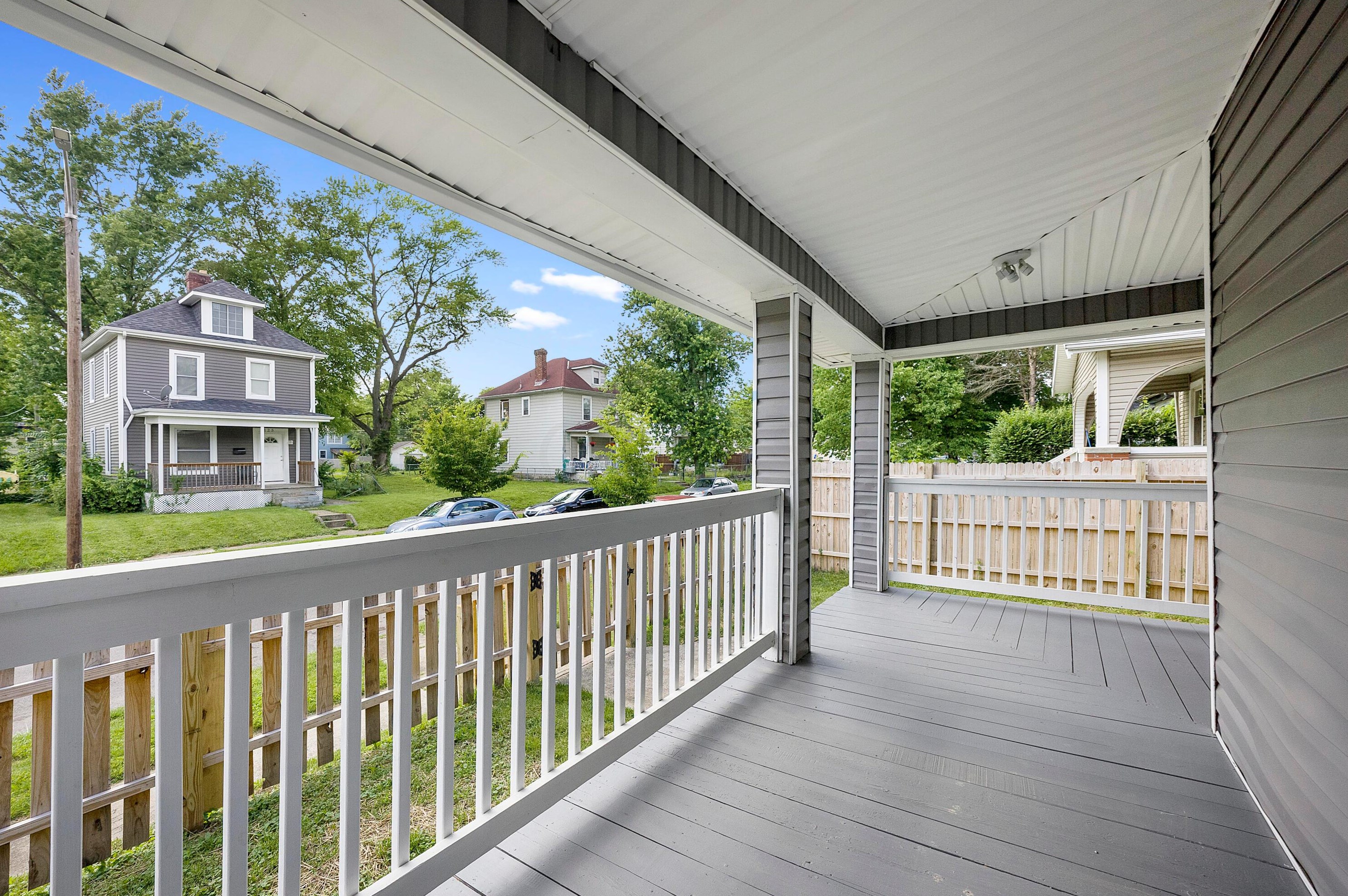 128 Wheatland Ave, Columbus OH  43204-3272 exterior