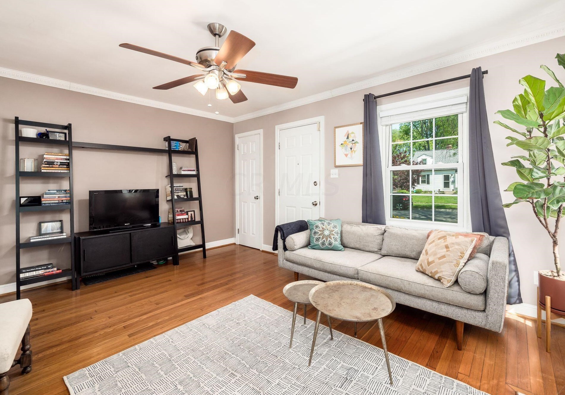 383 Wetmore Rd, Columbus OH 43214-2115 exterior