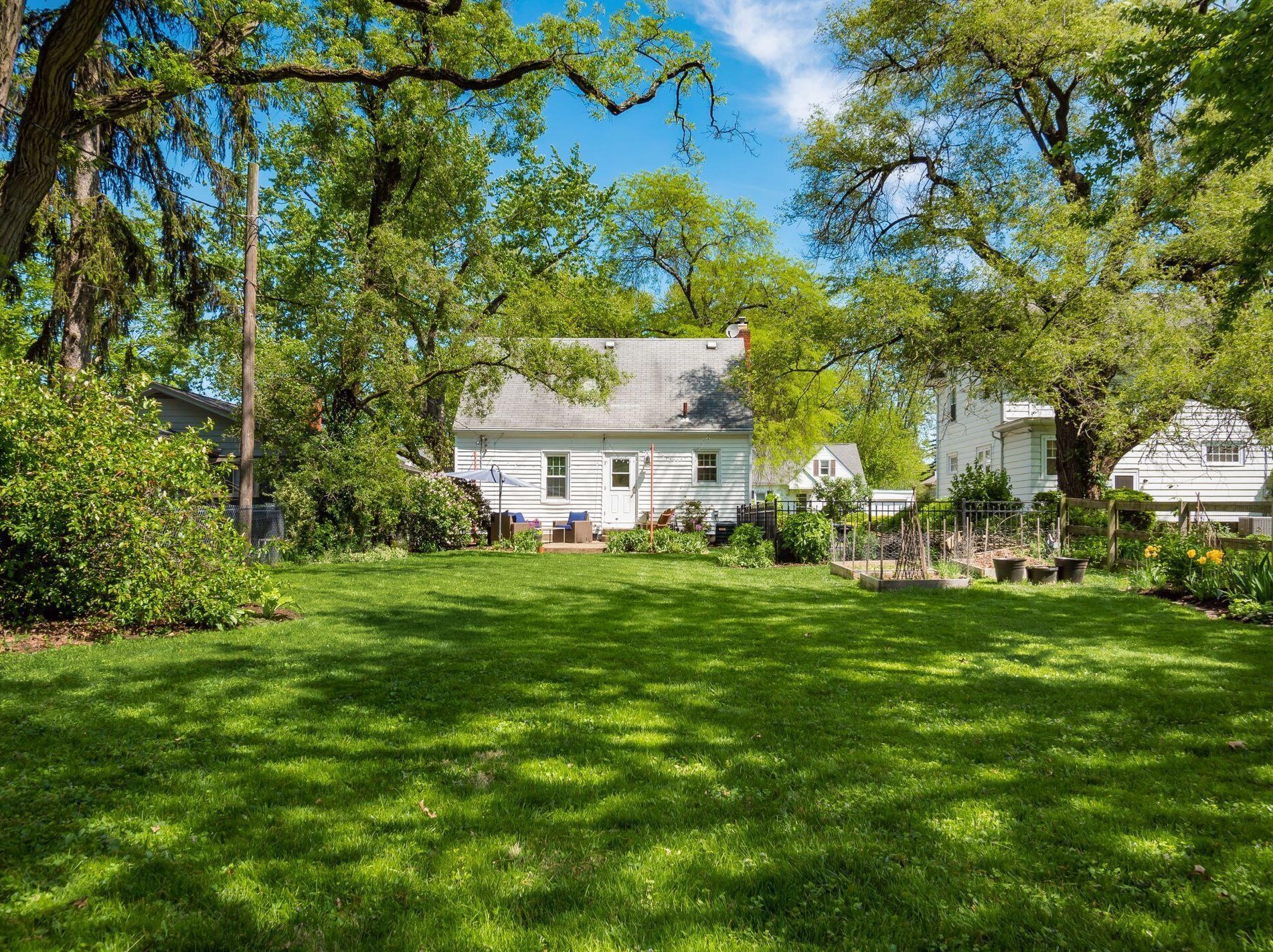 383 Wetmore Rd, Columbus OH 43214-2115 exterior