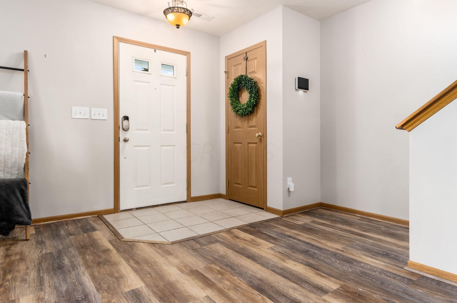 110 Richard Ave, Ashville OH  43103-9002 exterior