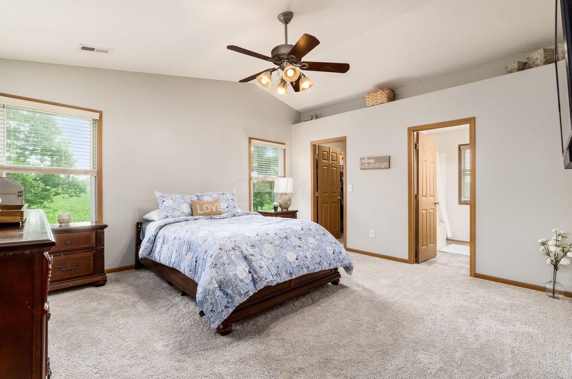 110 Richard Ave, Ashville OH  43103-9002 exterior