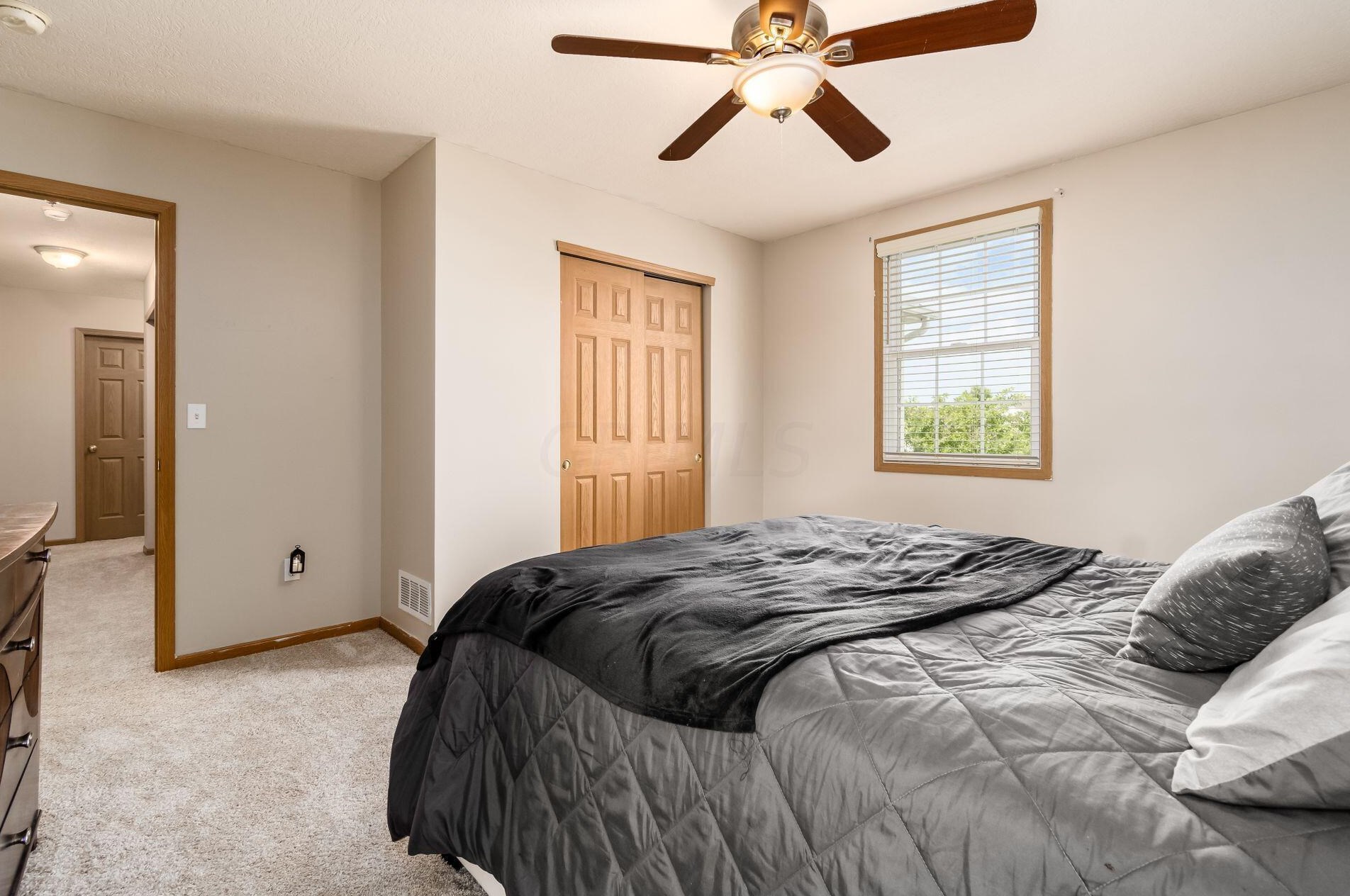 110 Richard Ave, Ashville OH  43103-9002 exterior