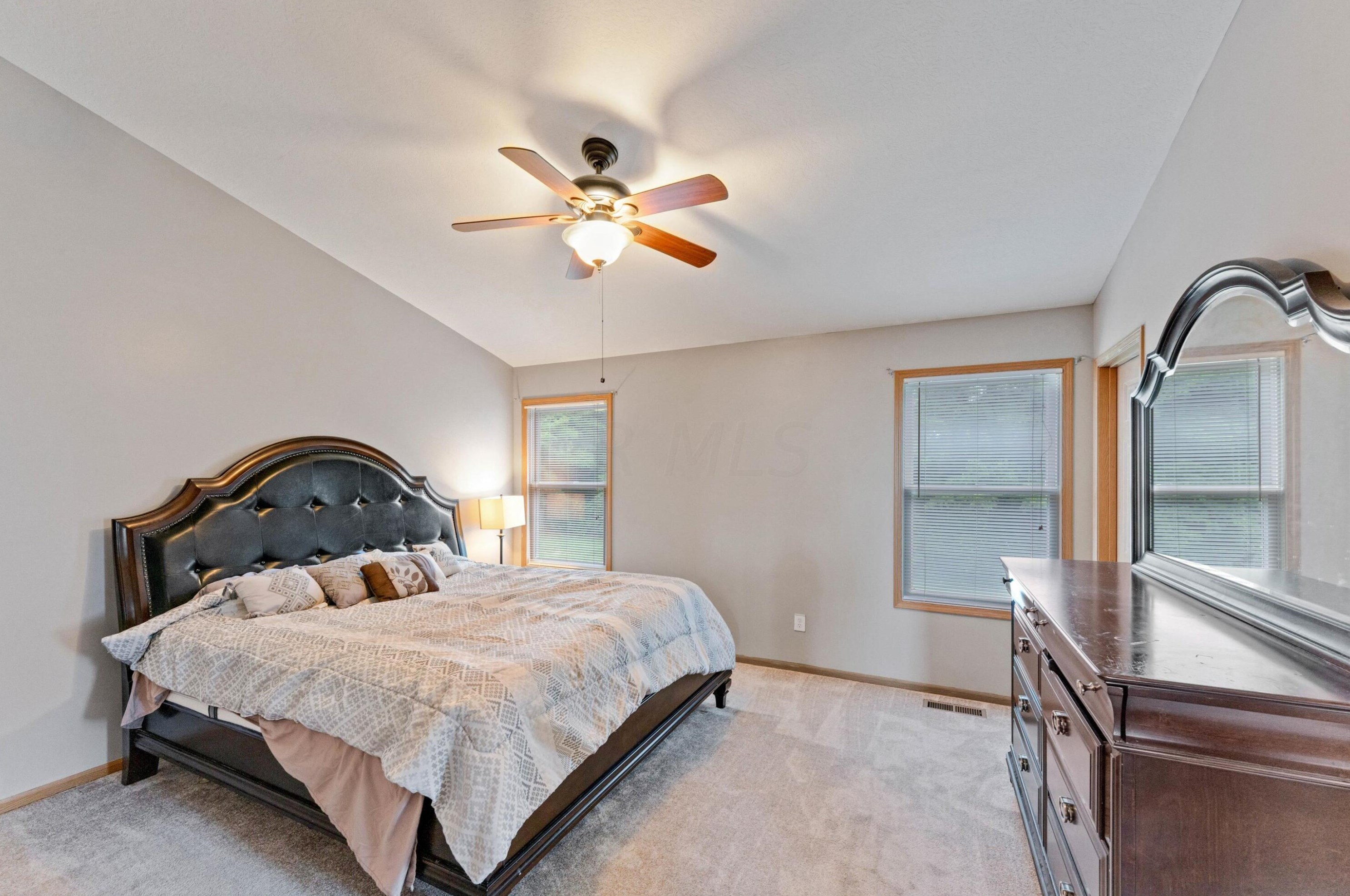 7832 Ashstone Ct, Cnl Wnchstr OH  43110-8021 exterior