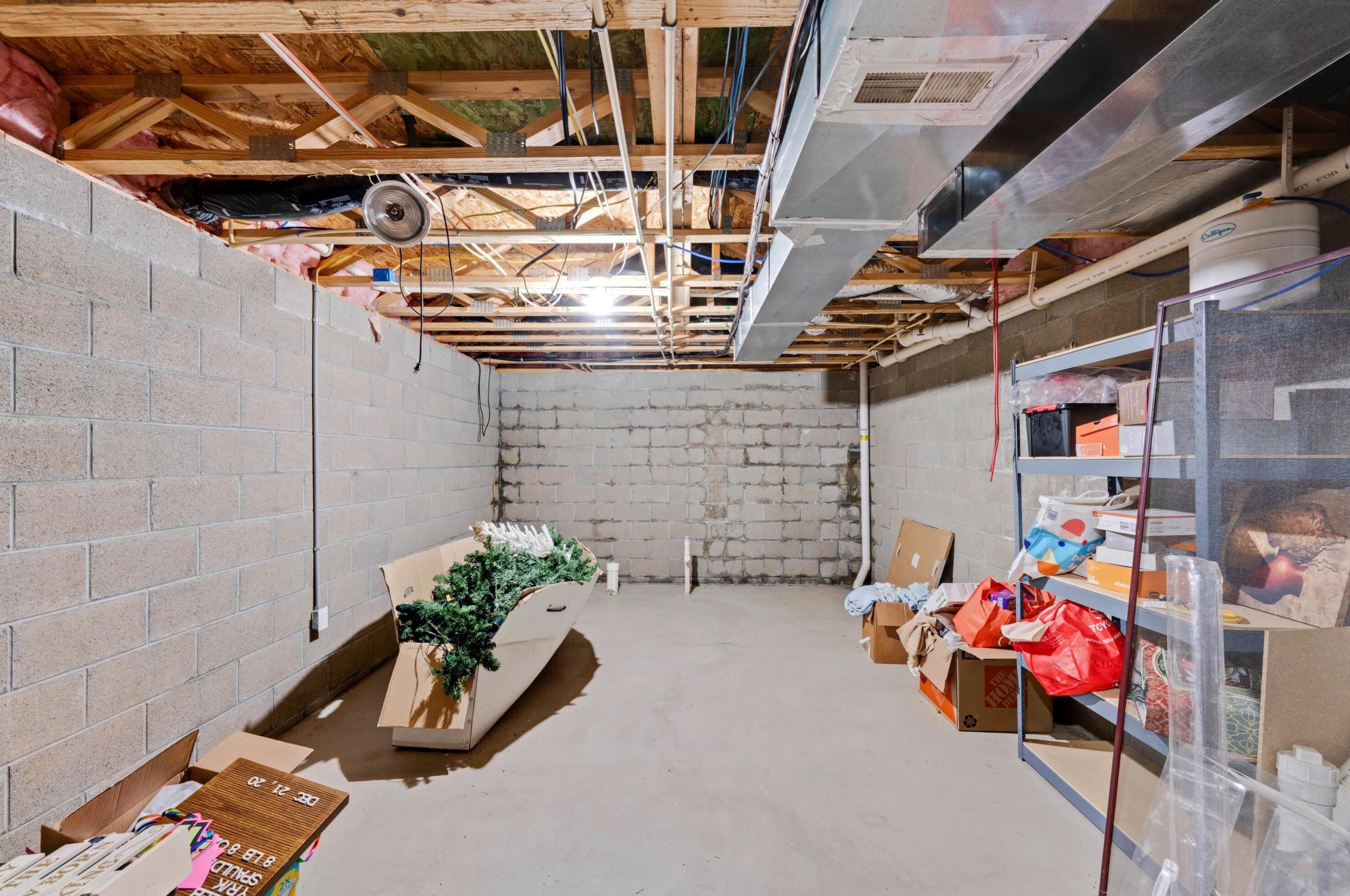 7832 Ashstone Ct, Cnl Wnchstr OH  43110-8021 exterior