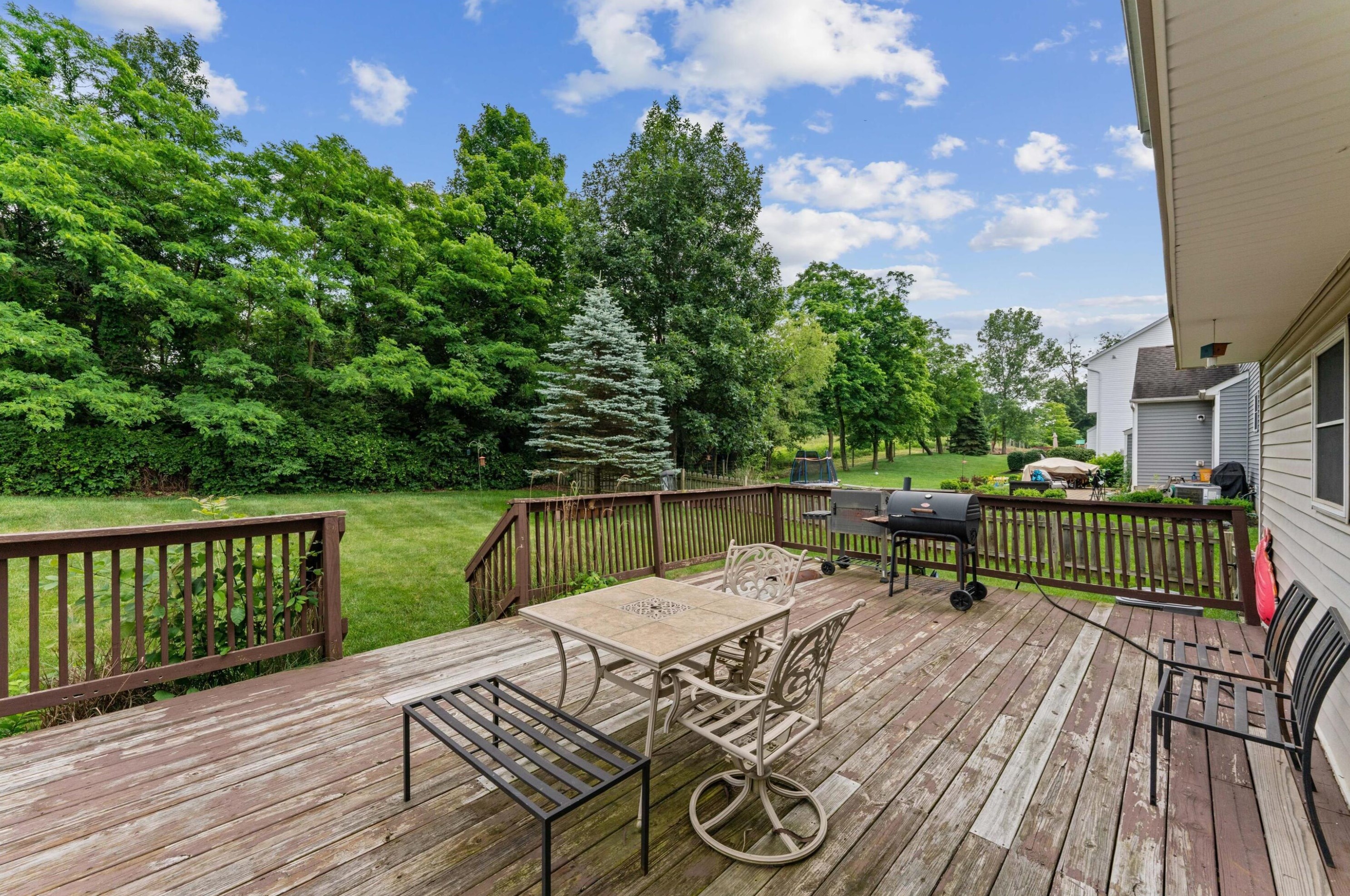 7832 Ashstone Ct, Cnl Wnchstr OH  43110-8021 exterior