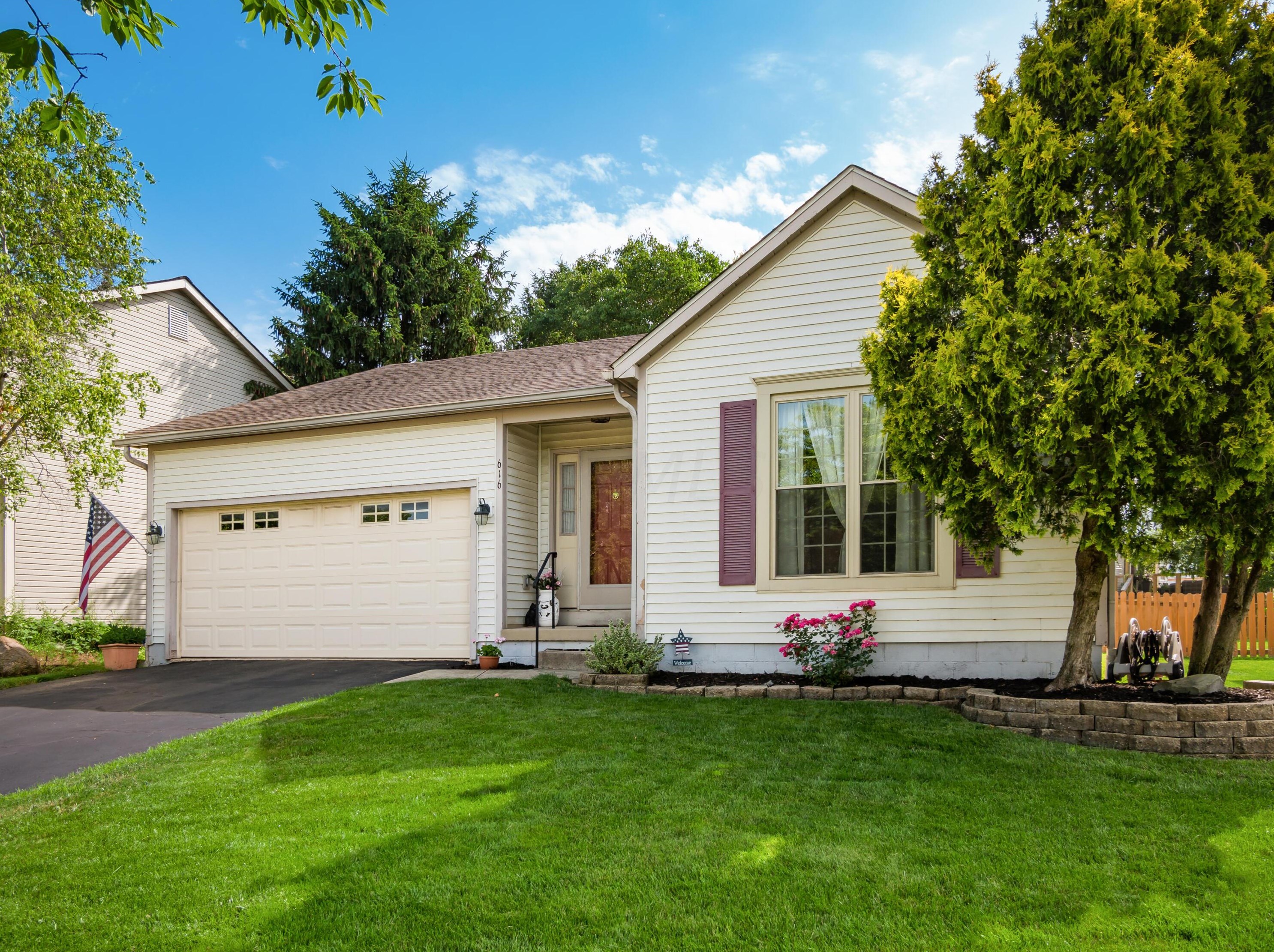 616 Buehler Dr, Delaware, OH 43015