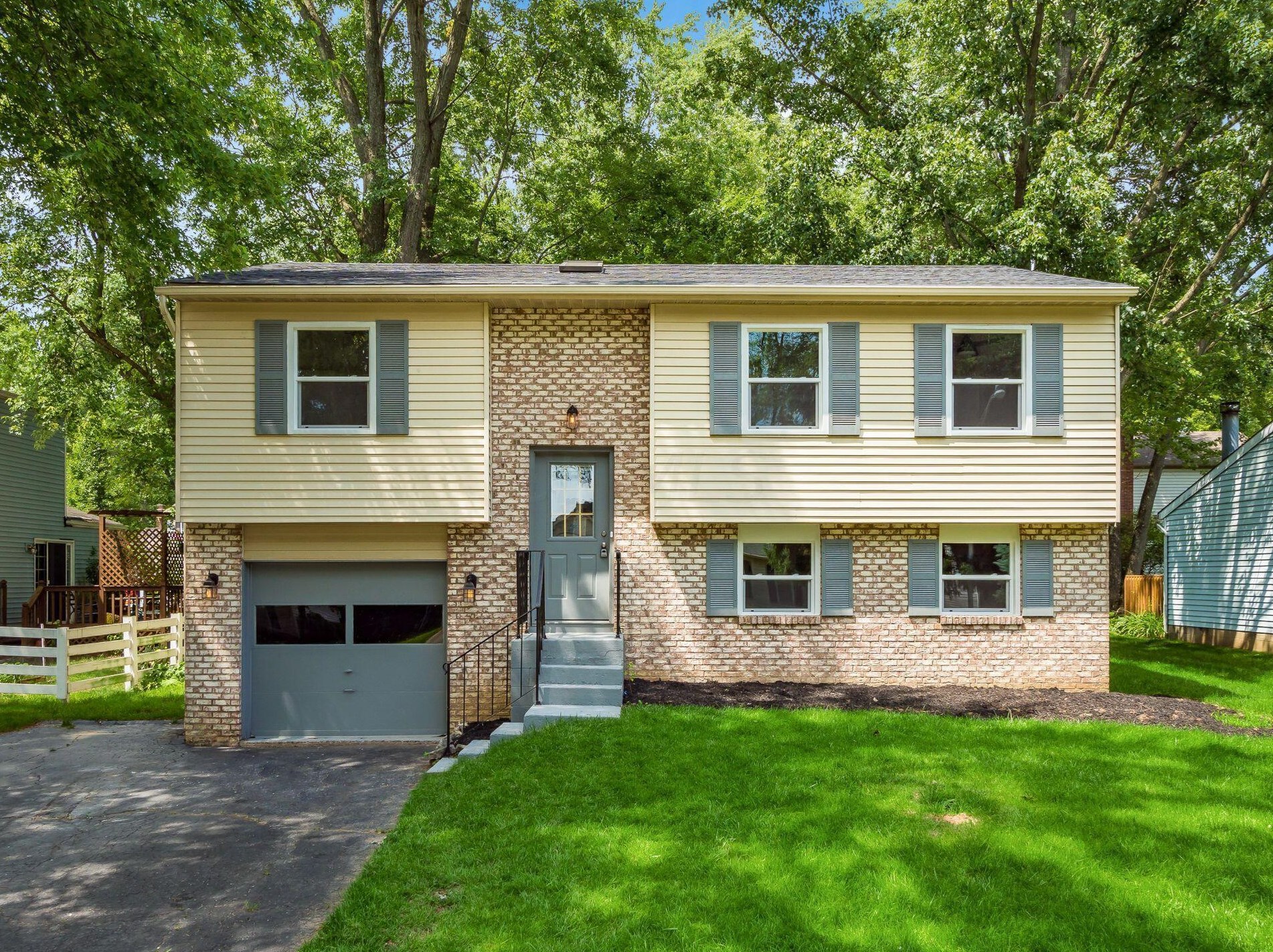 4120 Beauty Rose Ave, Westerville, OH 43081-3832