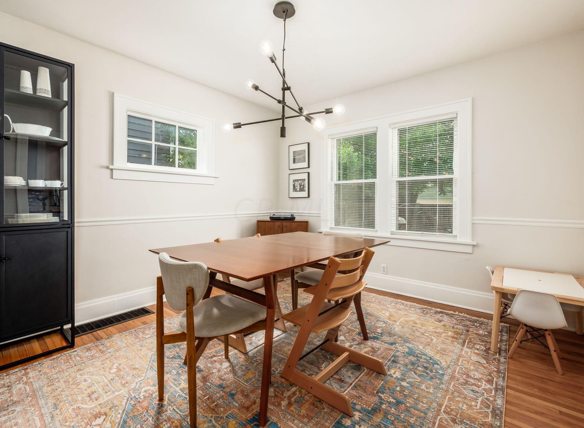 365 Crestview Rd, Columbus OH 43202-2202 exterior