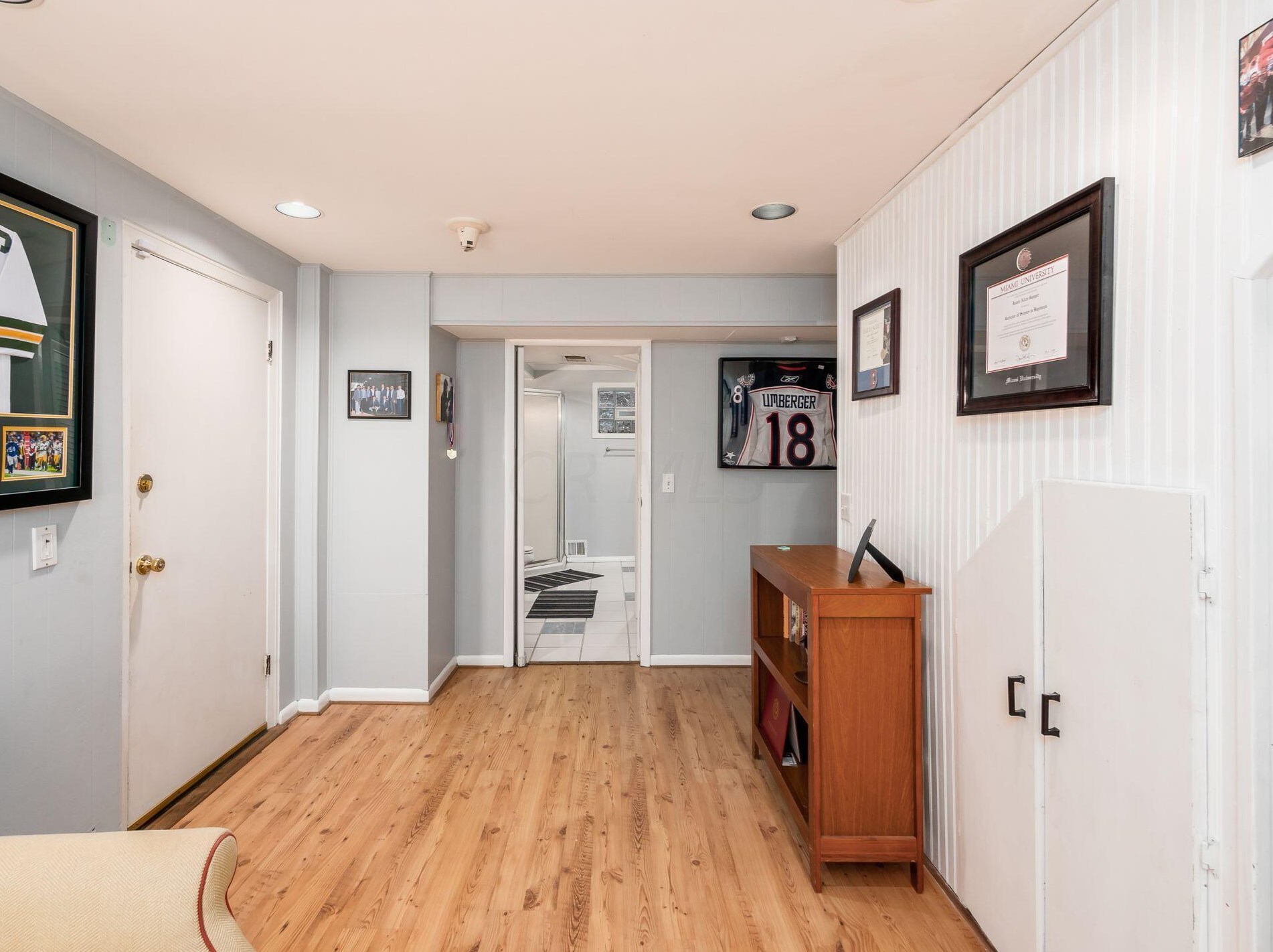 2623 Charing Rd, Columbus OH  43221-3627 exterior