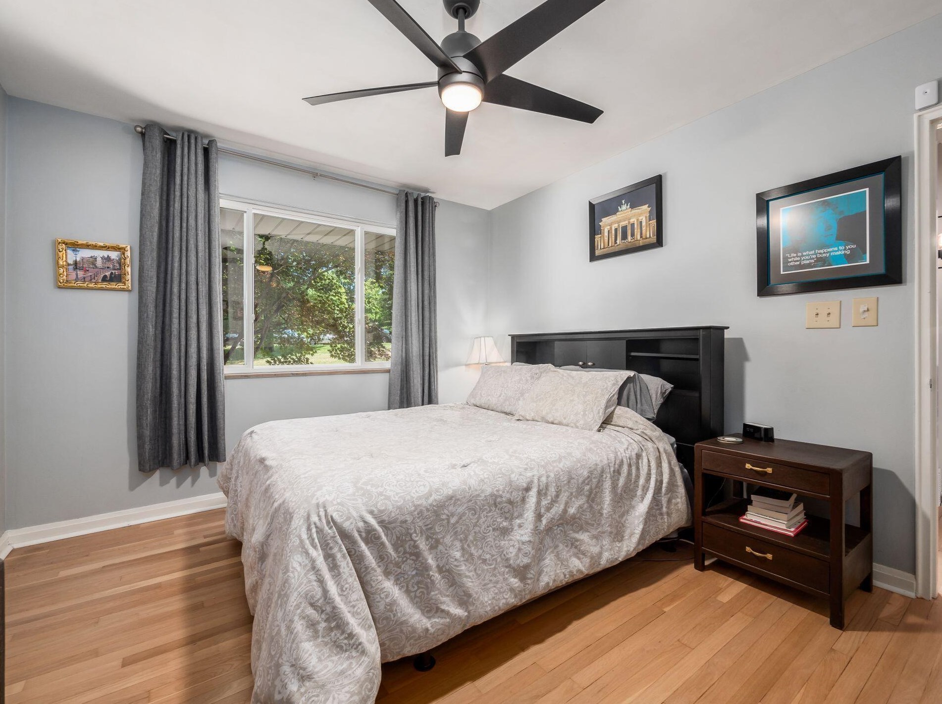 2623 Charing Rd, Columbus OH  43221-3627 exterior