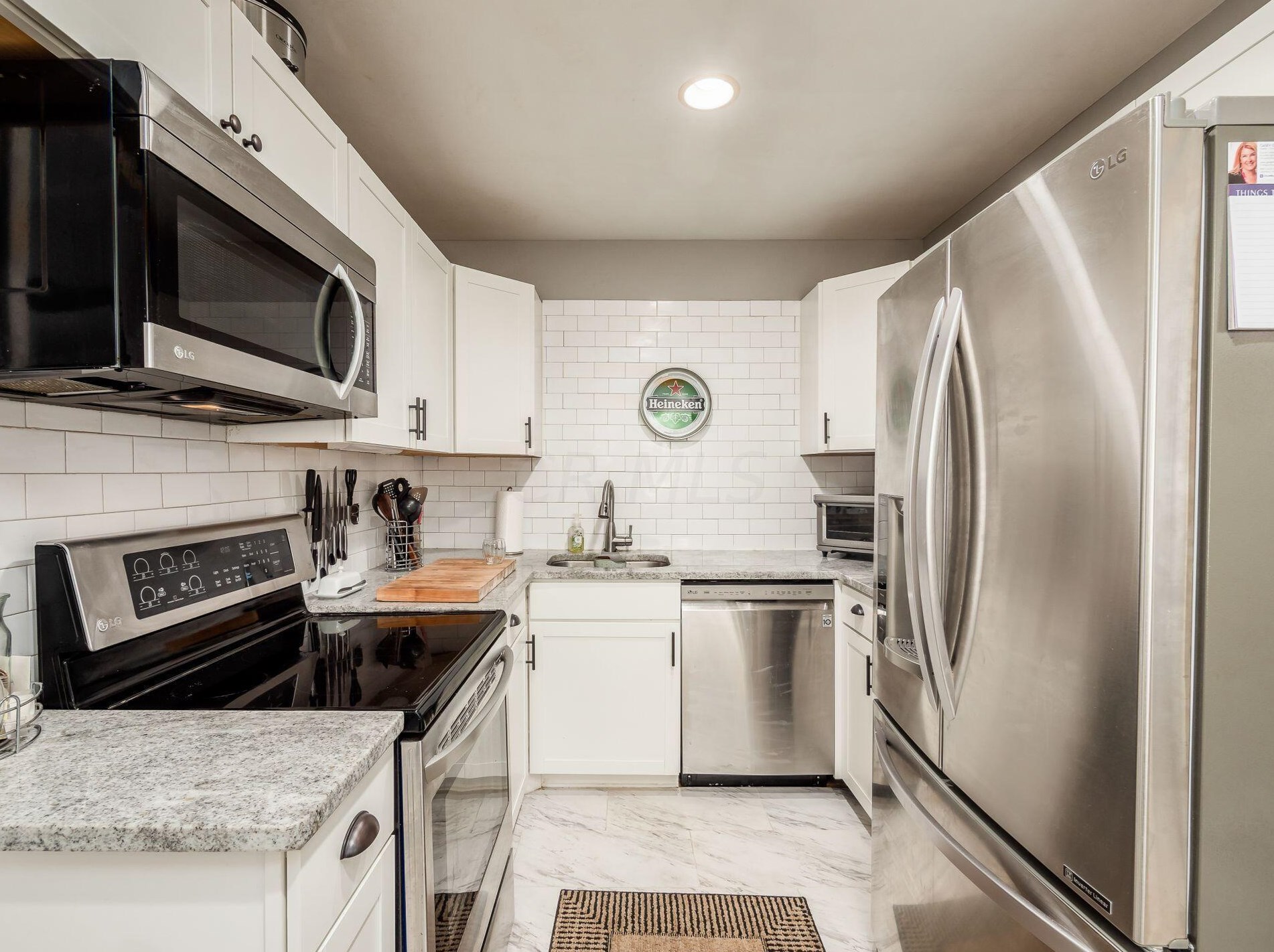 2623 Charing Rd, Columbus OH  43221-3627 exterior