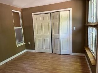 138 Broad St, Hide Away Hills, OH 43107-1002