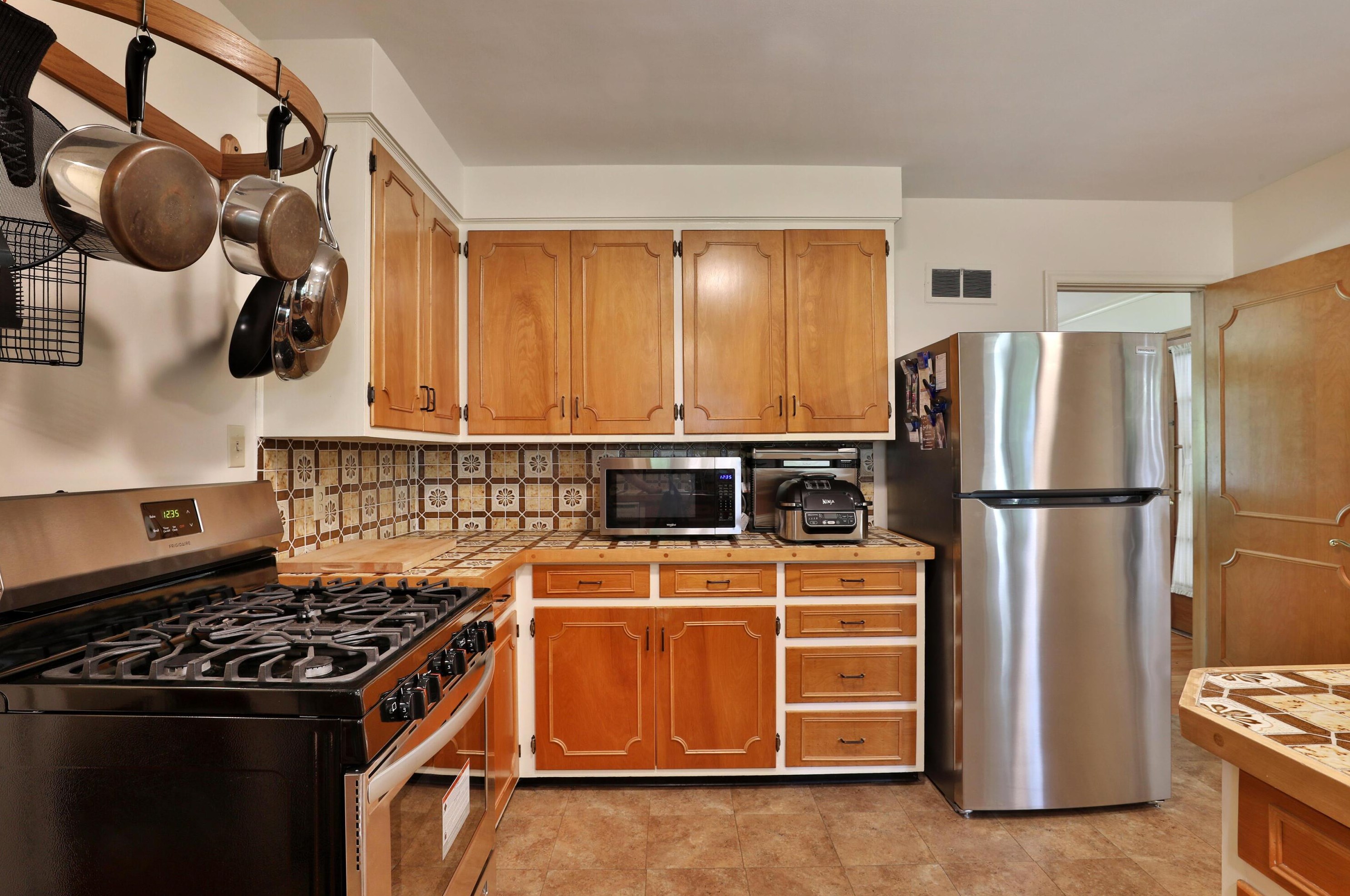 7125 Olentangy River Rd, Columbus OH 43235-3439 exterior