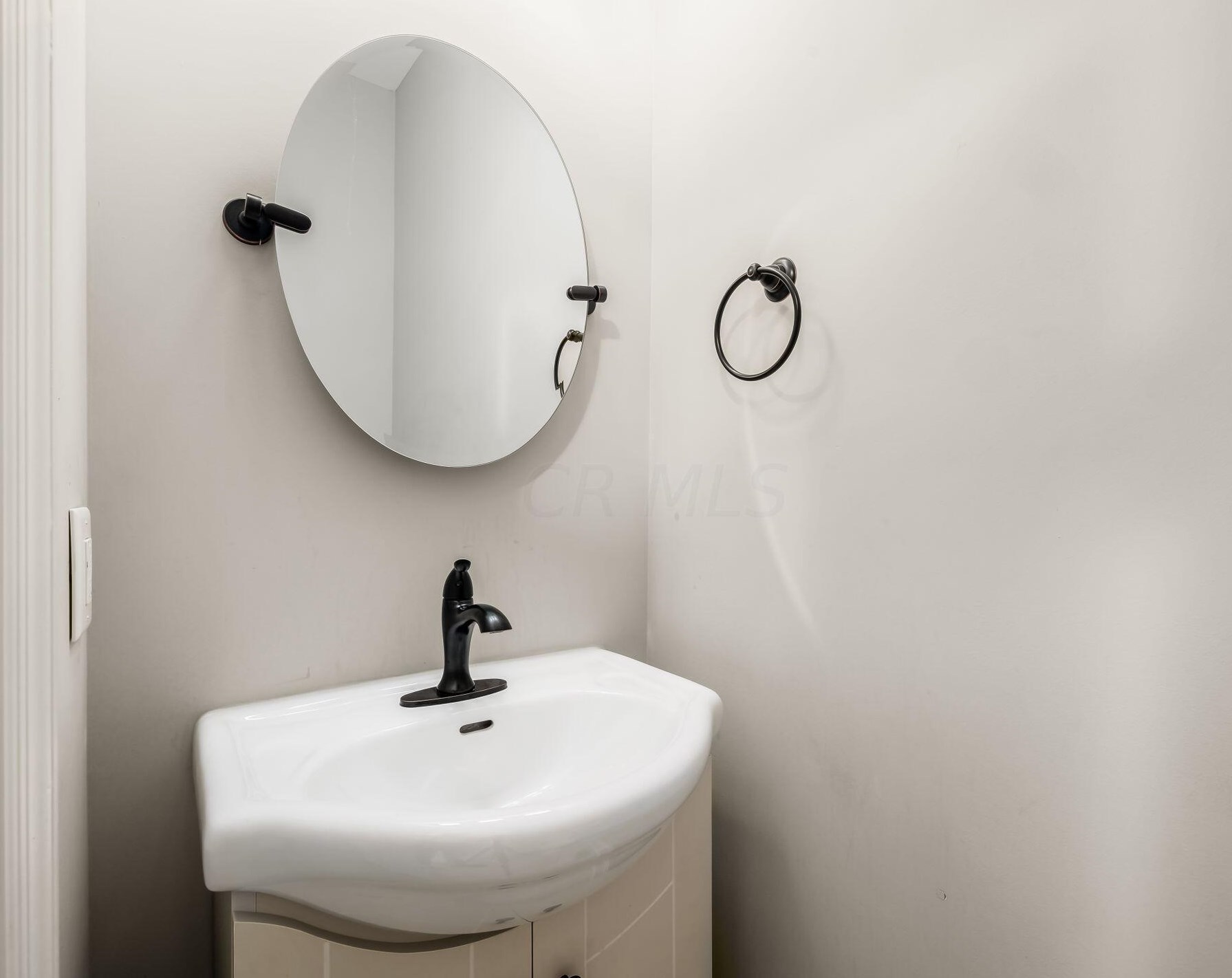 1091 Washington Ave, Columbus OH  43206-2764 exterior