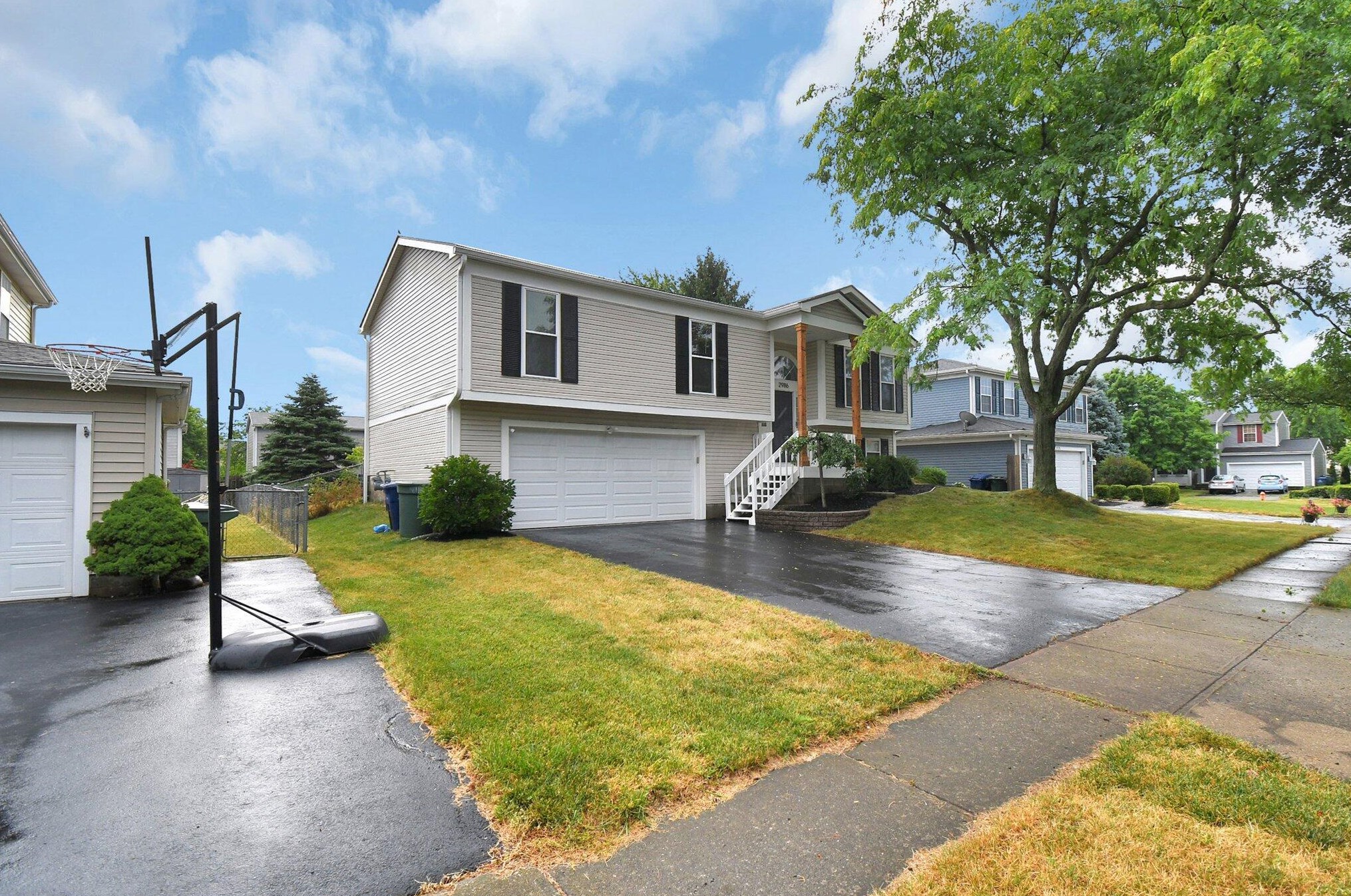 2986 Bismark Dr, Hilliard, OH 43026-9240