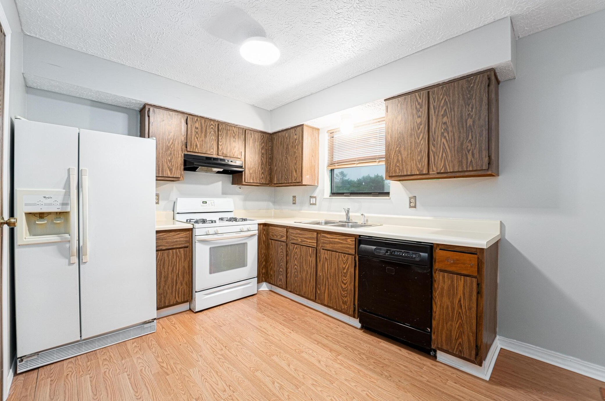 4874 Driffield Ct, Columbus OH 43221-5802 exterior